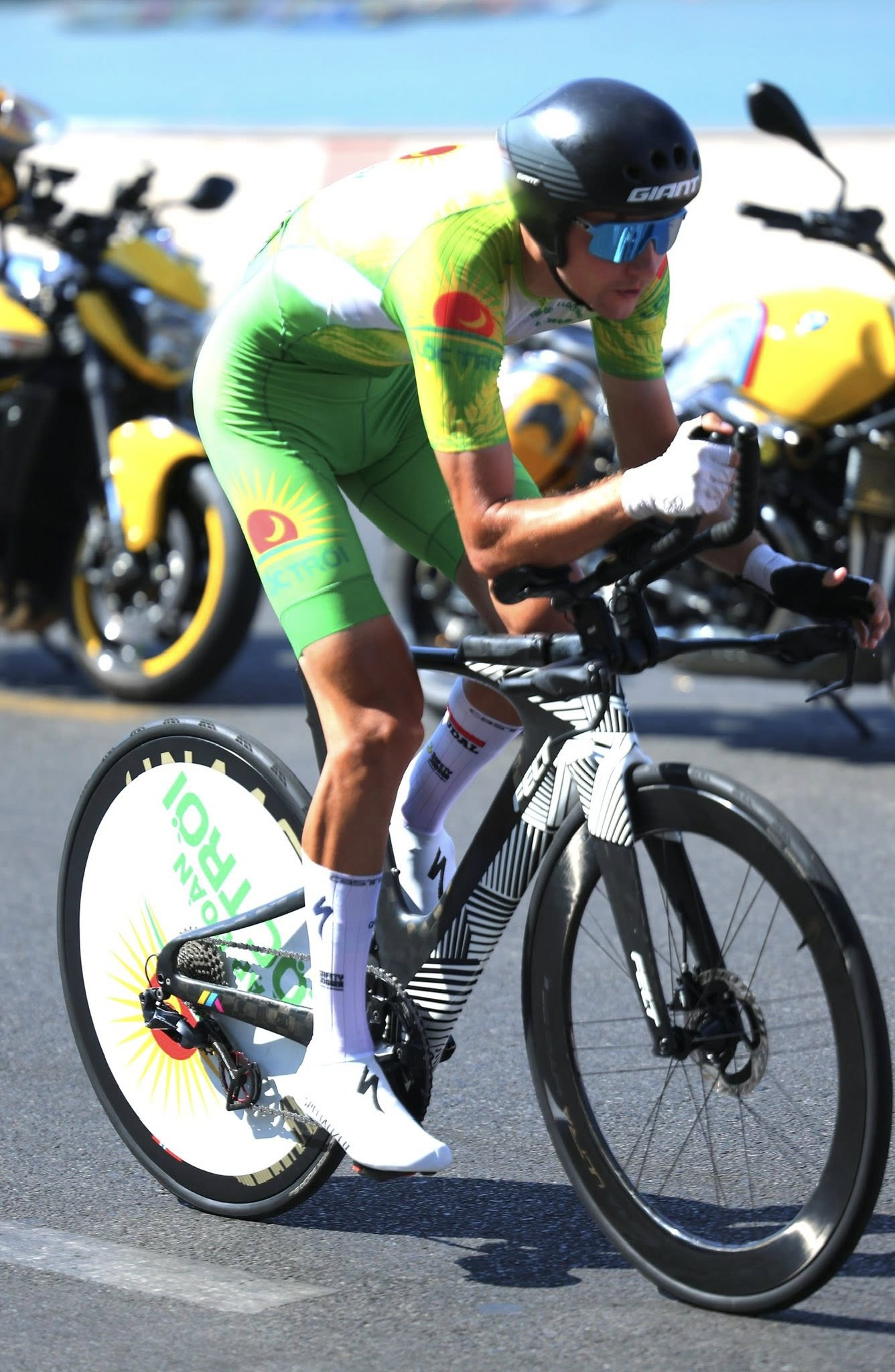 C&uacute;p truyền h&igrave;nh 2026: Tay đua Nga thắng chặng t&iacute;nh giờ - Ảnh 9.