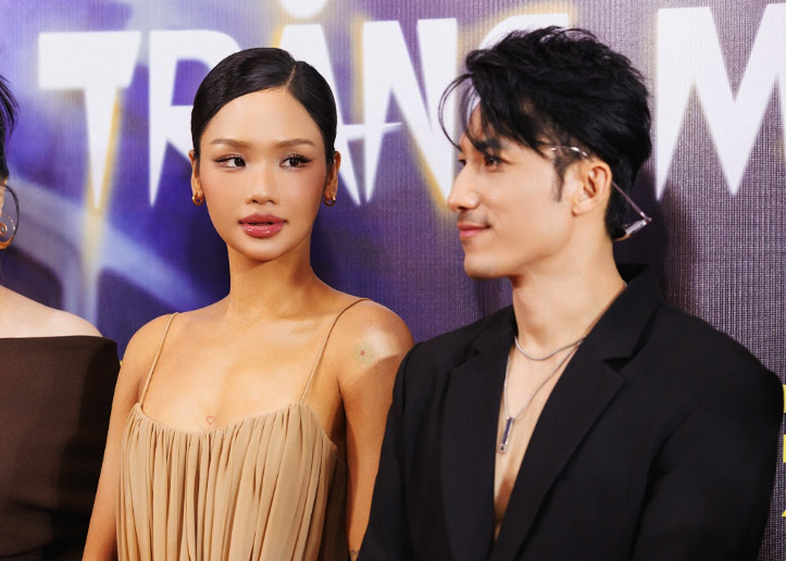 Dàn sao lộng lẫy ủng hộ 