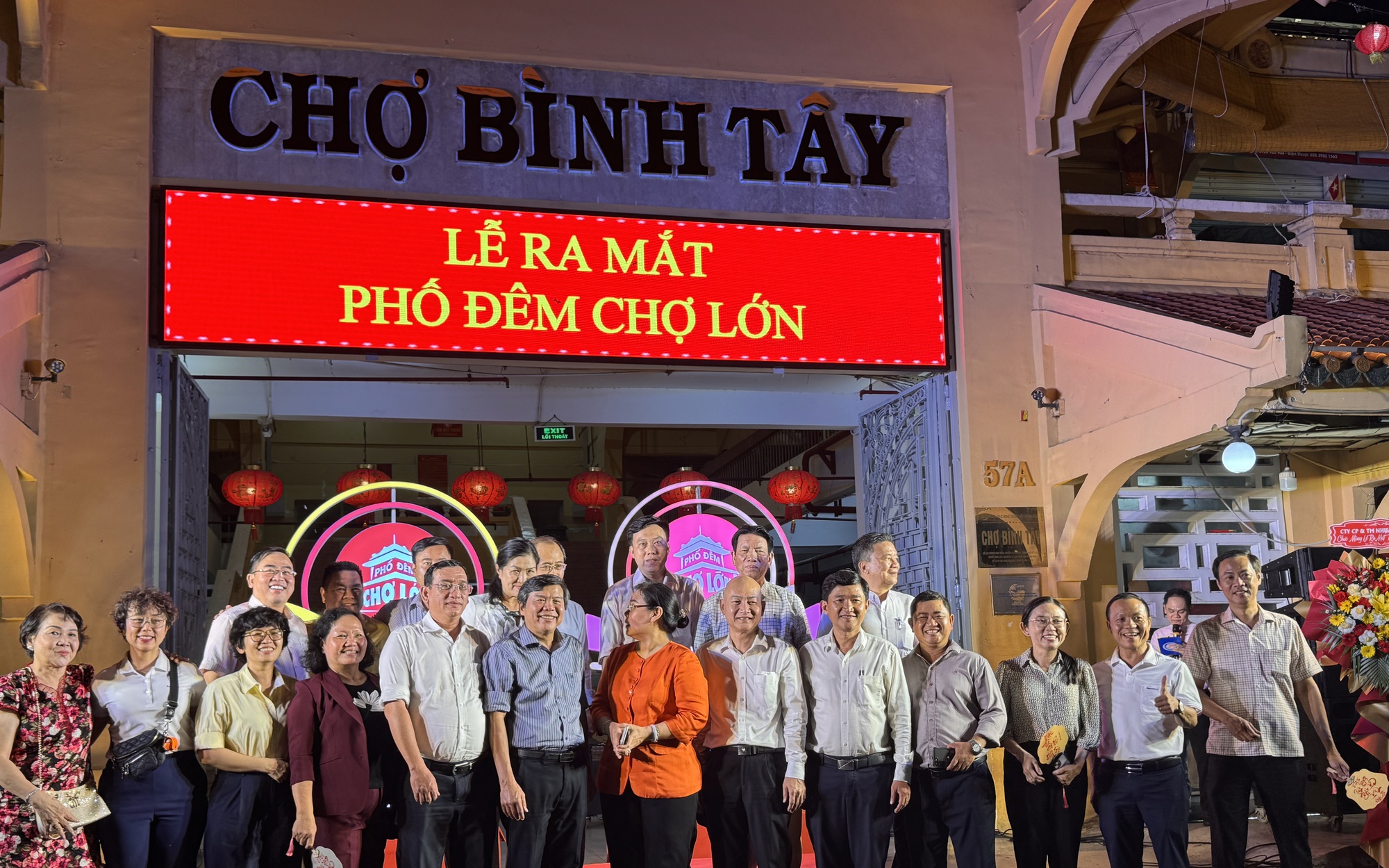 Phường Chợ Lớn ph&aacute;t động Th&aacute;ng C&ocirc;ng nh&acirc;n, tiếp nhận hơn 1,3 tỉ đồng cho Quỹ &ldquo;V&igrave; người ngh&egrave;o&rdquo; - Ảnh 6.