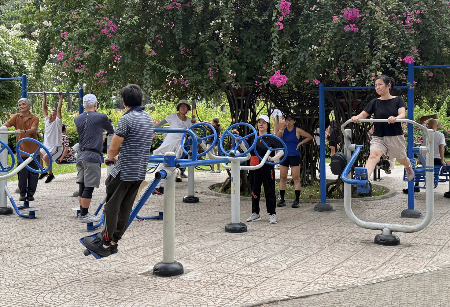 TPHCM có thông tin nổi bật gì trong ngày 25-4 - Ảnh 1.