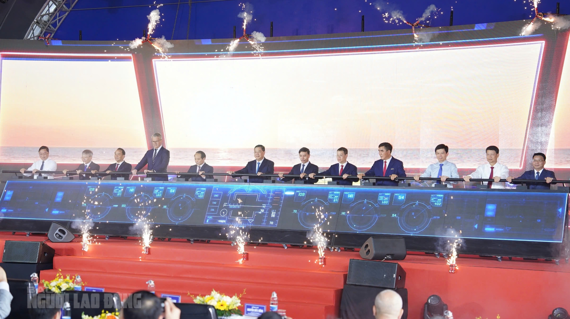 Ph&oacute; Thủ tướng: X&acirc;y dựng cảng Li&ecirc;n Chiểu l&agrave; "cảng xanh - cảng th&ocirc;ng minh - Ảnh 5.