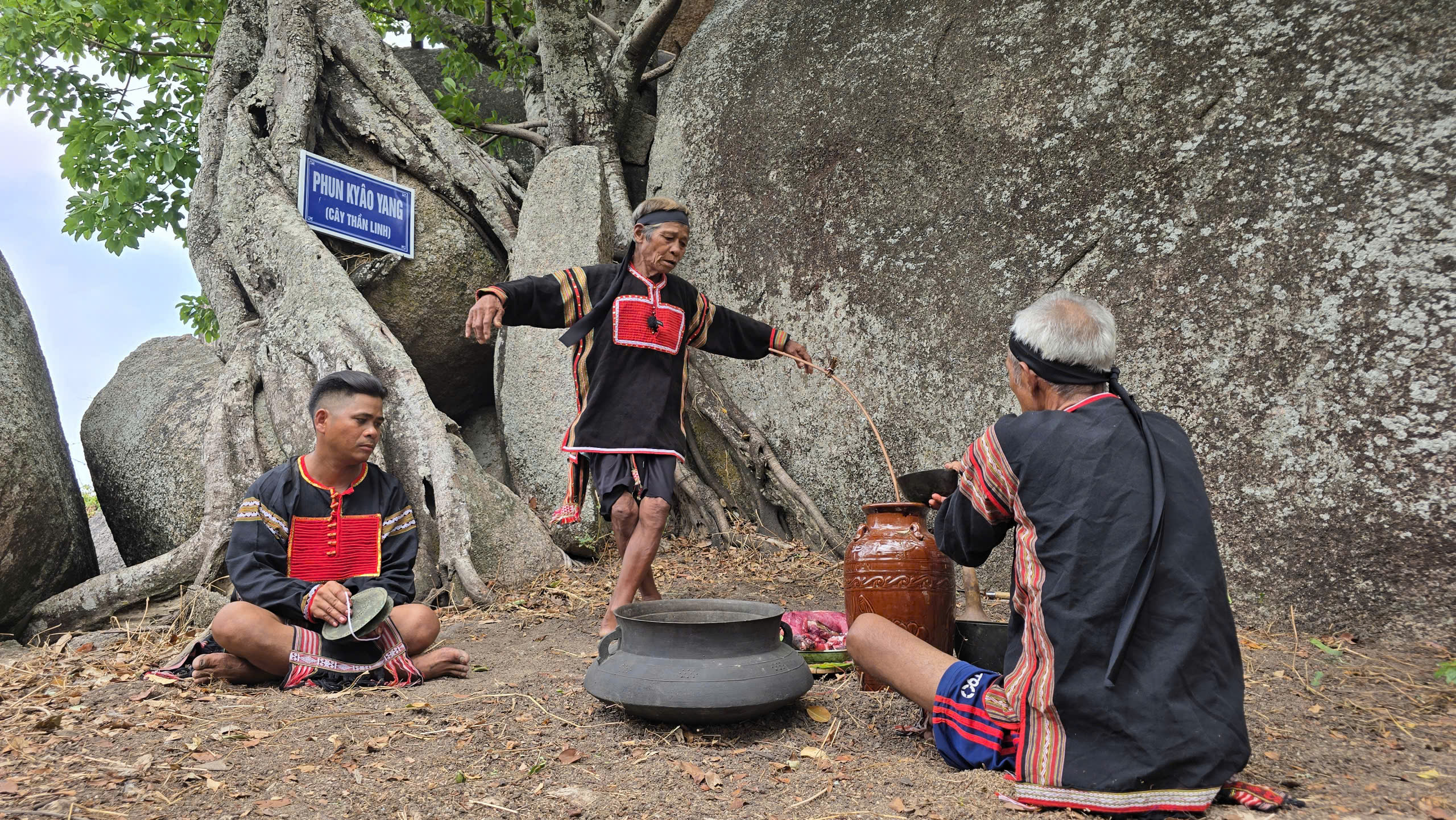 Lễ cầu mưa của Vua Lửa người J ' rai tại gia Lai năm 2026 - Ảnh 1.