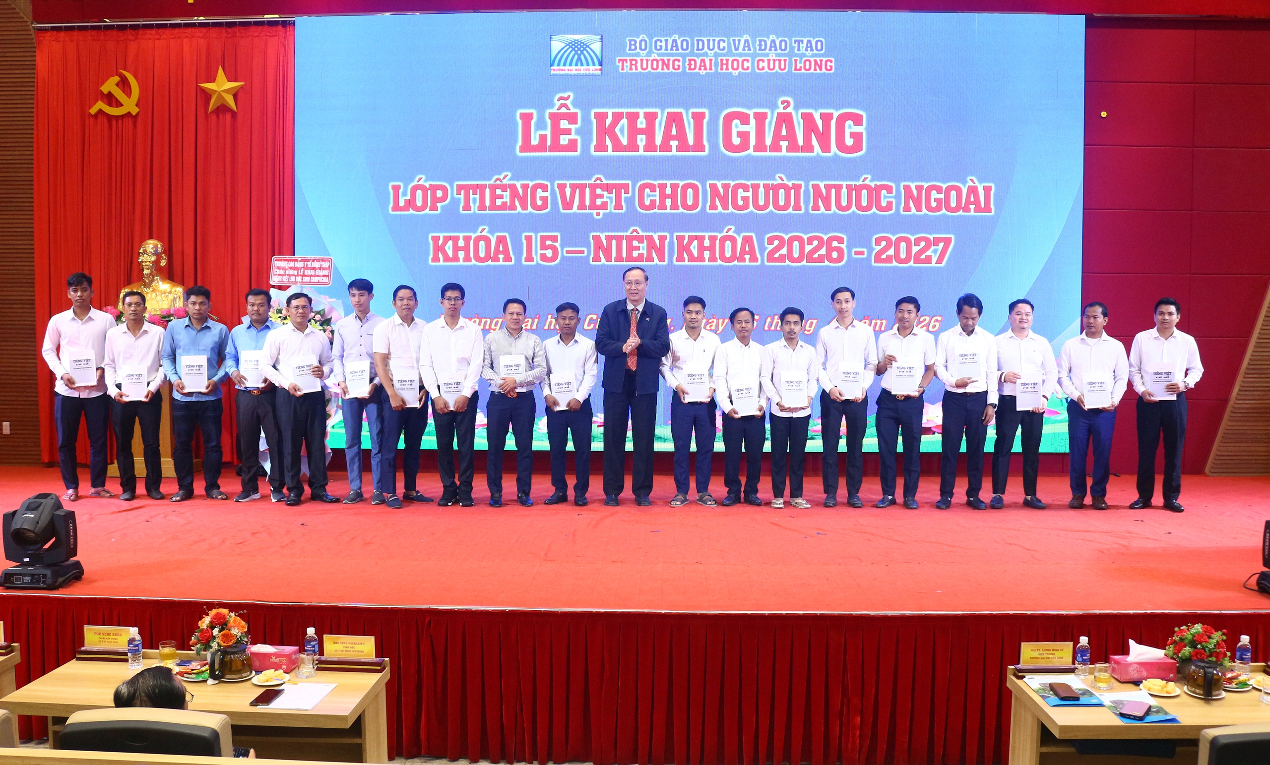 Trường Đại học Cửu Long khai giảng lớp đ&agrave;o tạo Tiếng Việt cho người nước ngo&agrave;i - Ảnh 4.