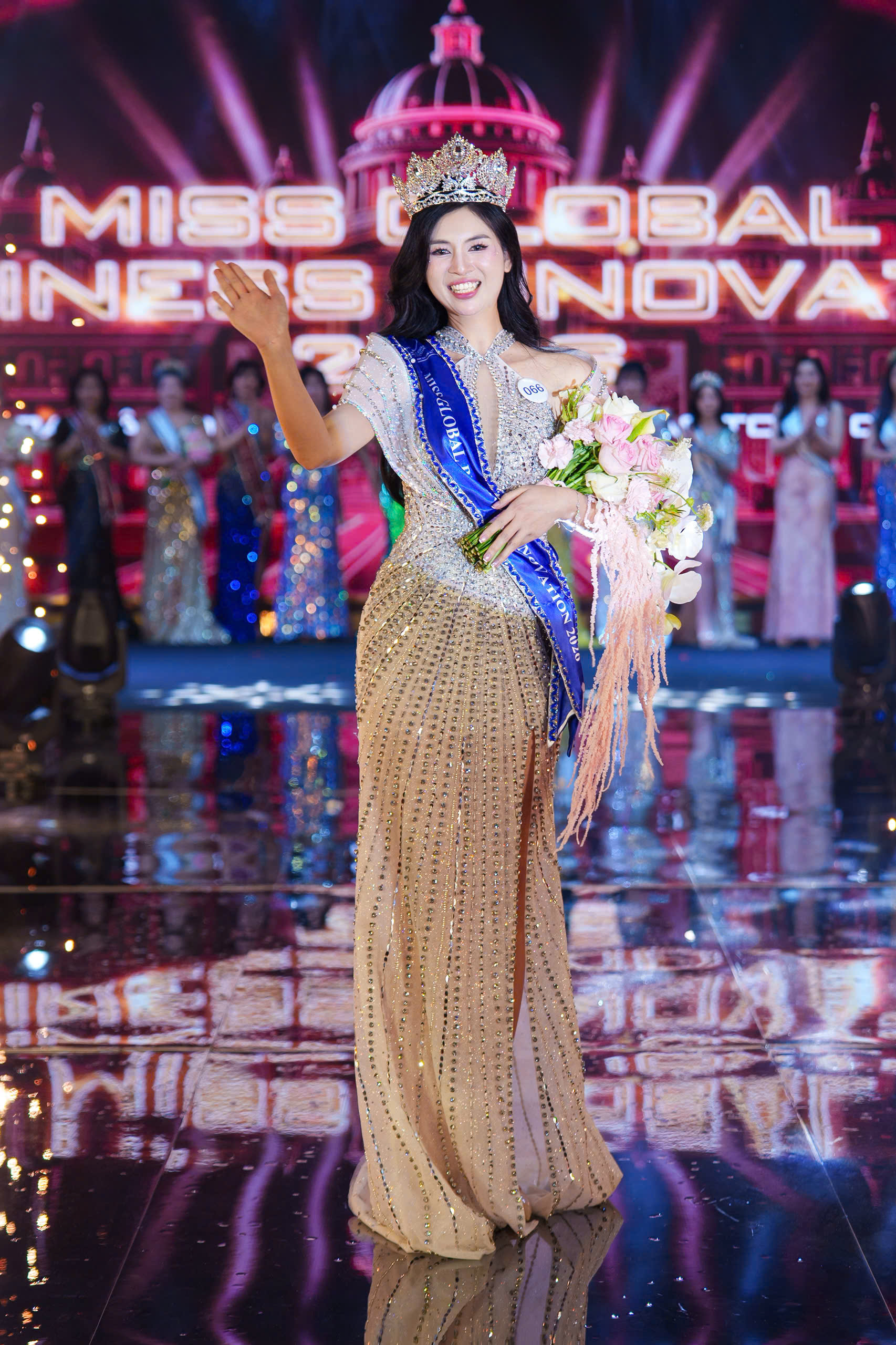 Người đẹp Hà Nội đăng quang Miss Global Business Innovation 2026 - Ảnh 1.