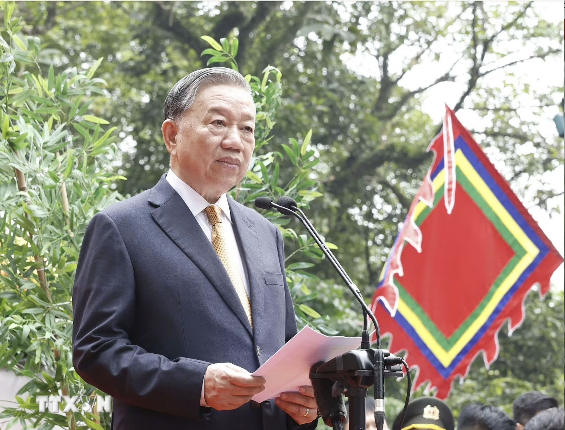 To&agrave;n văn ph&aacute;t biểu của Tổng B&iacute; thư, Chủ tịch nước T&ocirc; L&acirc;m tại Đền H&ugrave;ng - Ảnh 3.