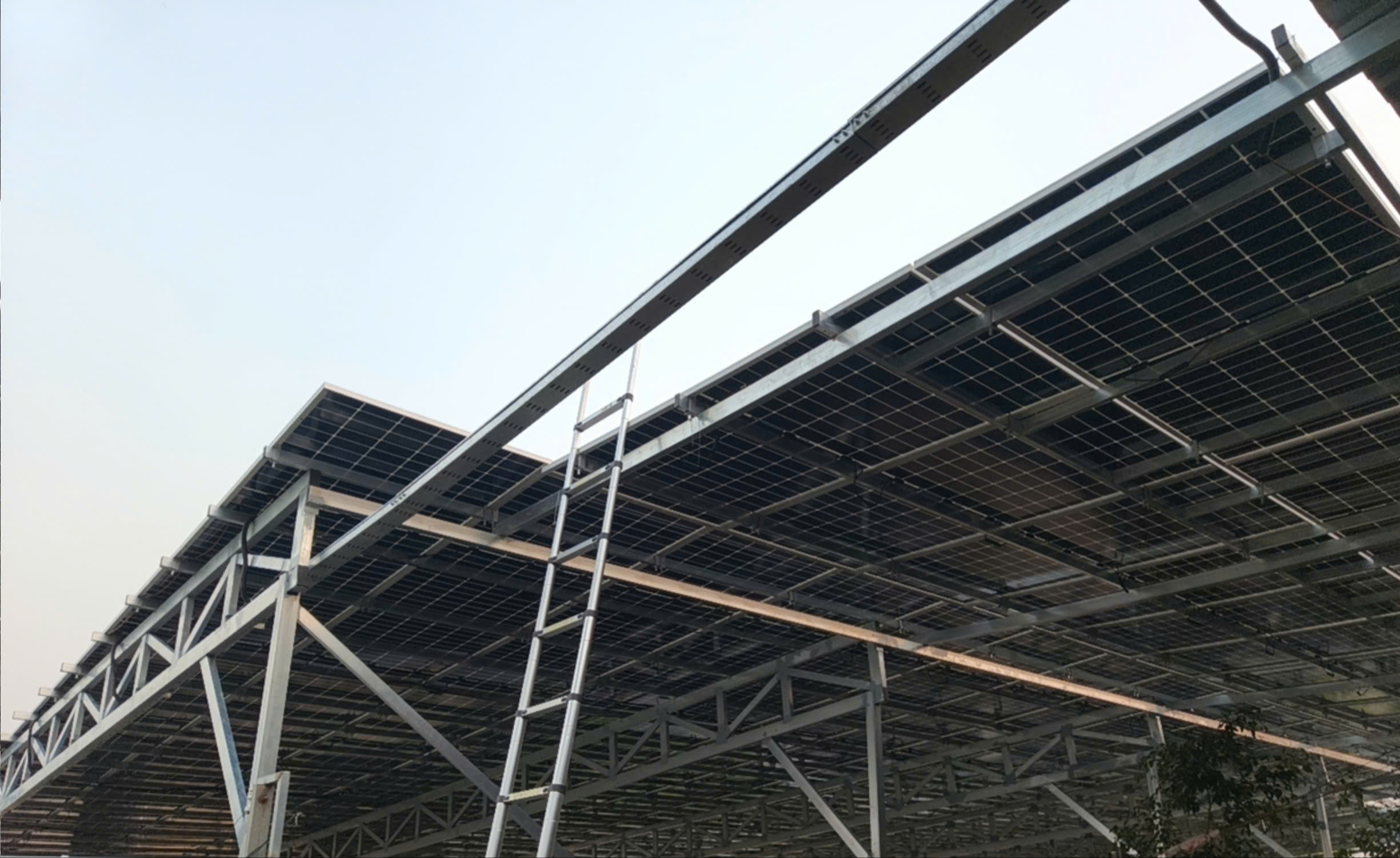 Nắng nóng 2026 , lắp điện mặt trời cần lưu ý gì để tránh rủi ro tài chính? - Ảnh 1.