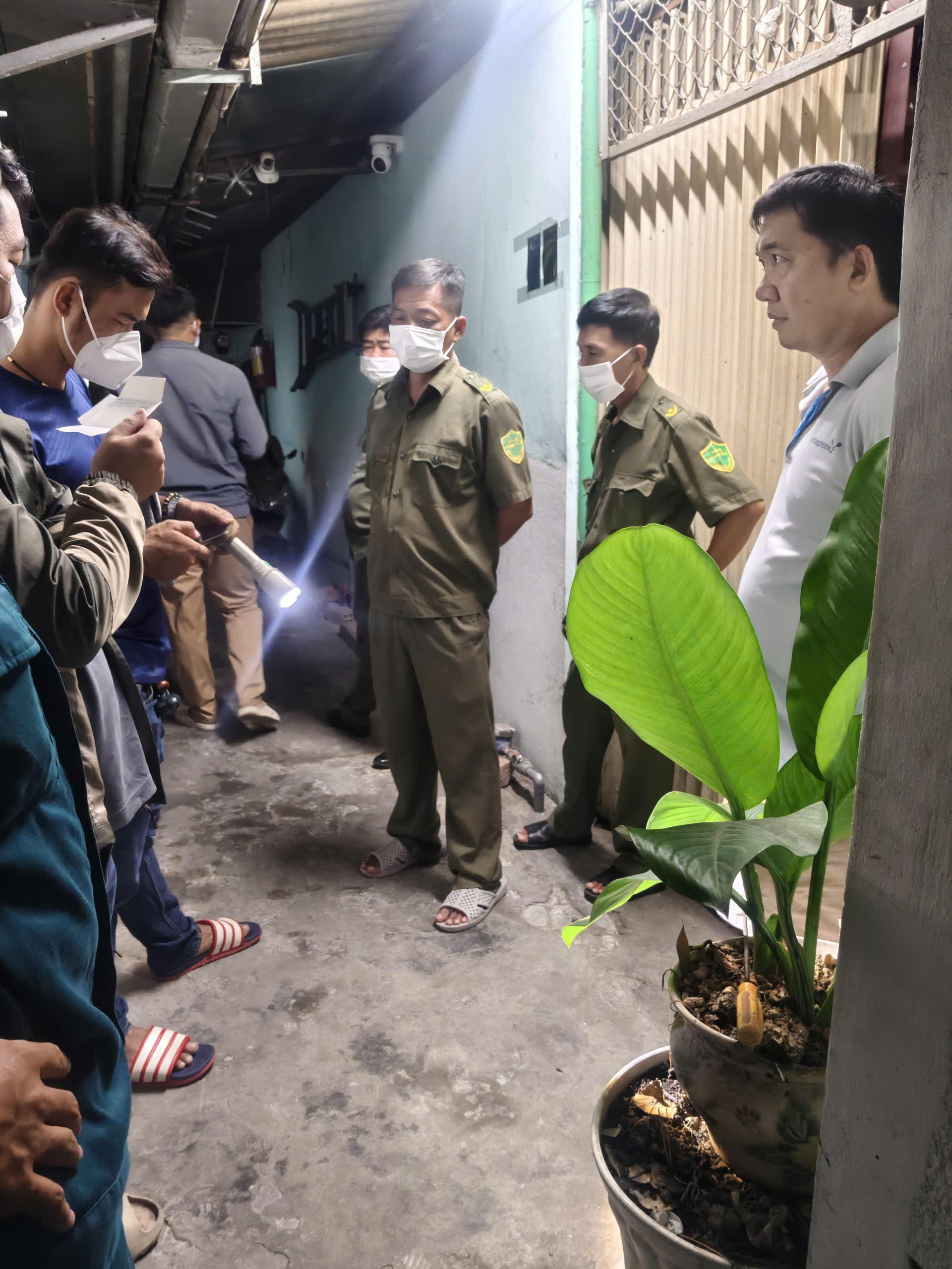 Công an điều tra vụ cụ ông bán vé số dạo tử vong bất thường tại Tây Ninh - Ảnh 2.