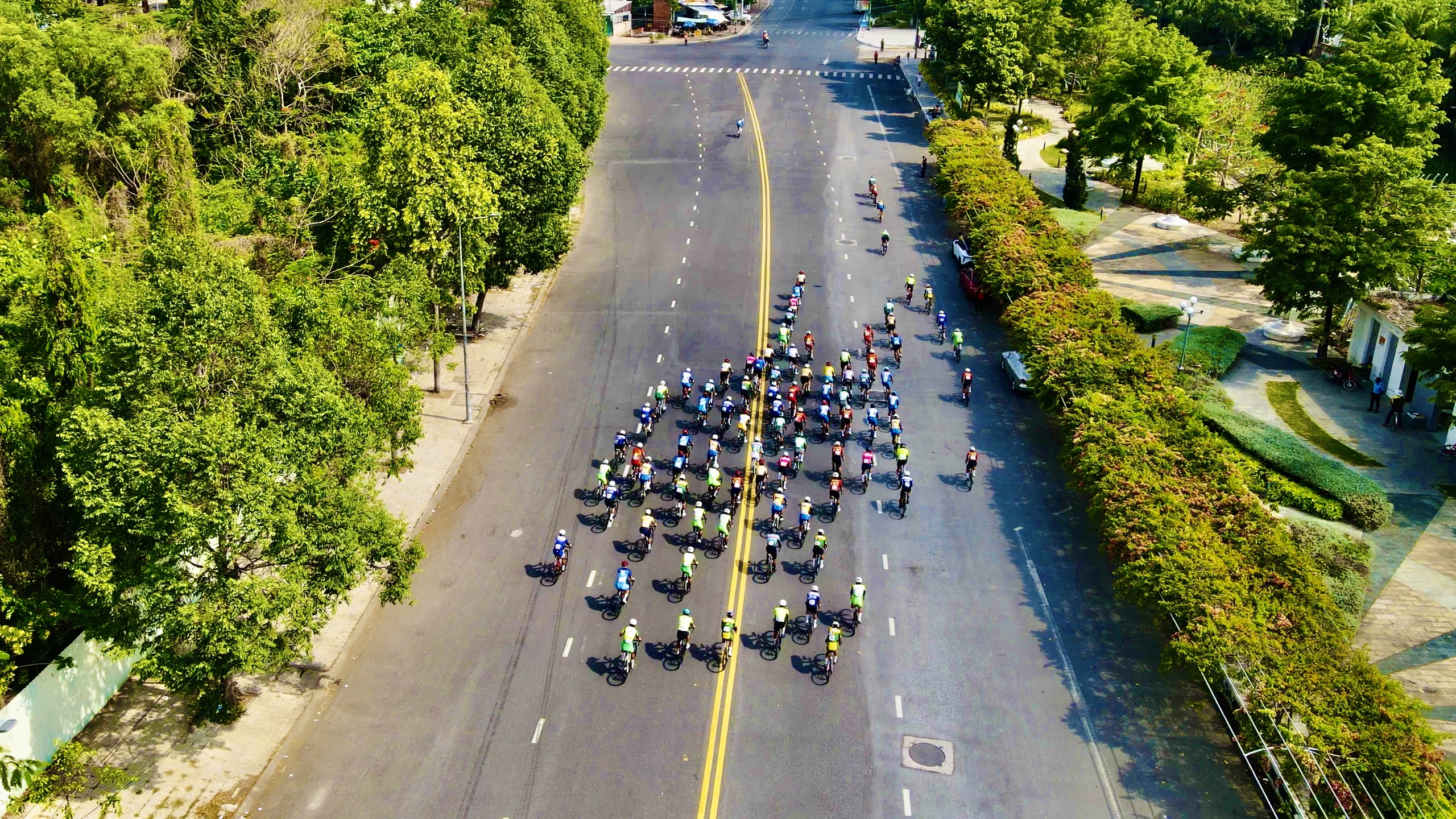 C&uacute;p truyền h&igrave;nh TP HCM: HTV-T&ocirc;n Đ&ocirc;ng &Aacute; 2026: Ấn tượng với c&uacute; nước r&uacute;t của Patrick Patterson  - Ảnh 3.