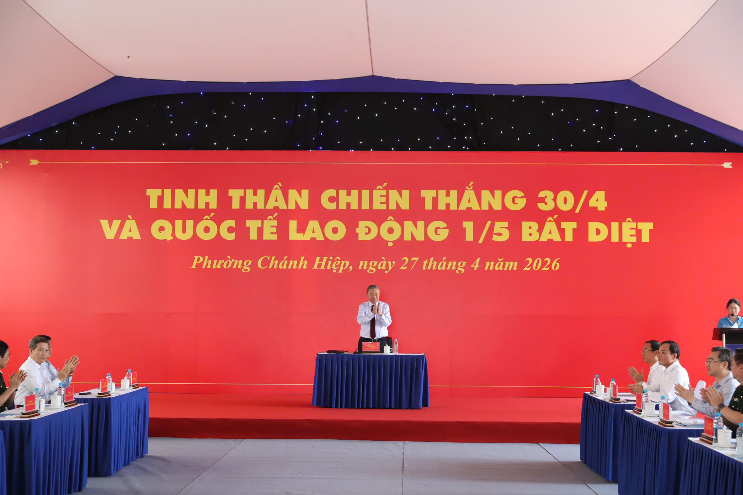 Công nhân mong có thêm chính sách hỗ trợ nhà ở, y tế, đào tạo nghề - Ảnh 1.