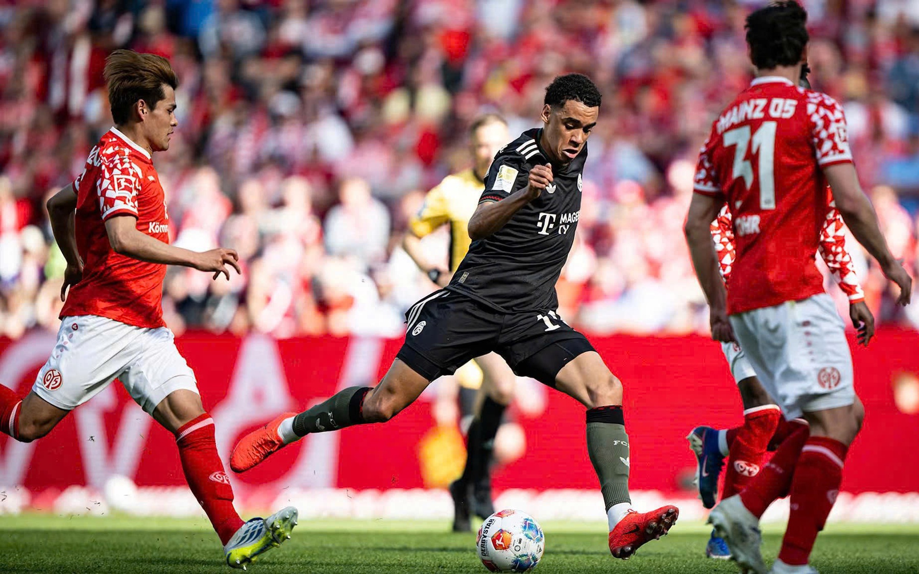 PSG - Bayern 5-4: Kh&ocirc;ng c&oacute; &ldquo;c&aacute;i chết&rdquo; của kiểm so&aacute;t - Ảnh 2.