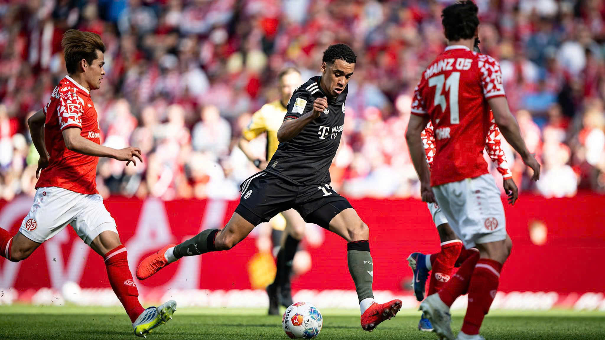 Bước ngoặt cho mục tiêu “ăn 4” của Bayern Munich - Ảnh 2.