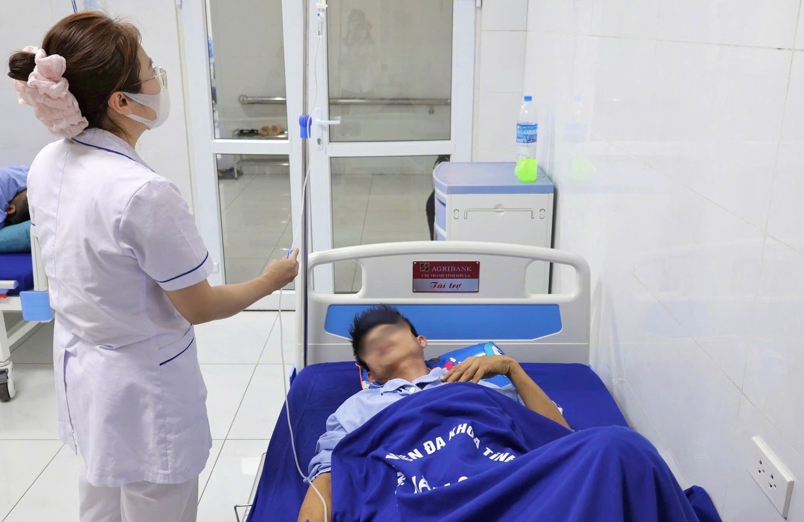 Gặp nạn sau bữa nhậu, nam thanh niên vỡ bàng quang - Ảnh 1.