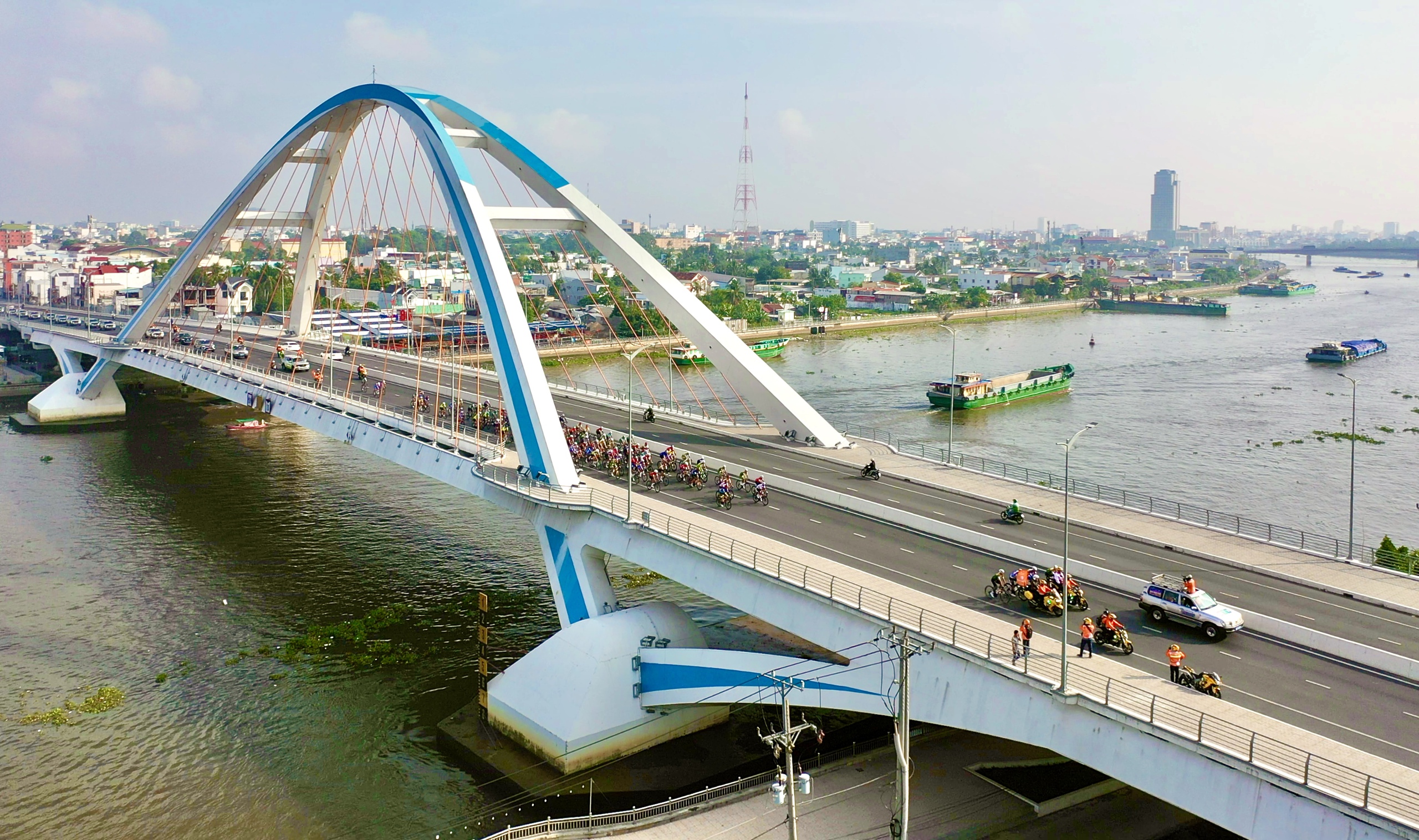 C&uacute;p truyền h&igrave;nh 2026: Patrick Patterson thắng chặng kịch t&iacute;nh tại Mỹ Tho - Ảnh 3.