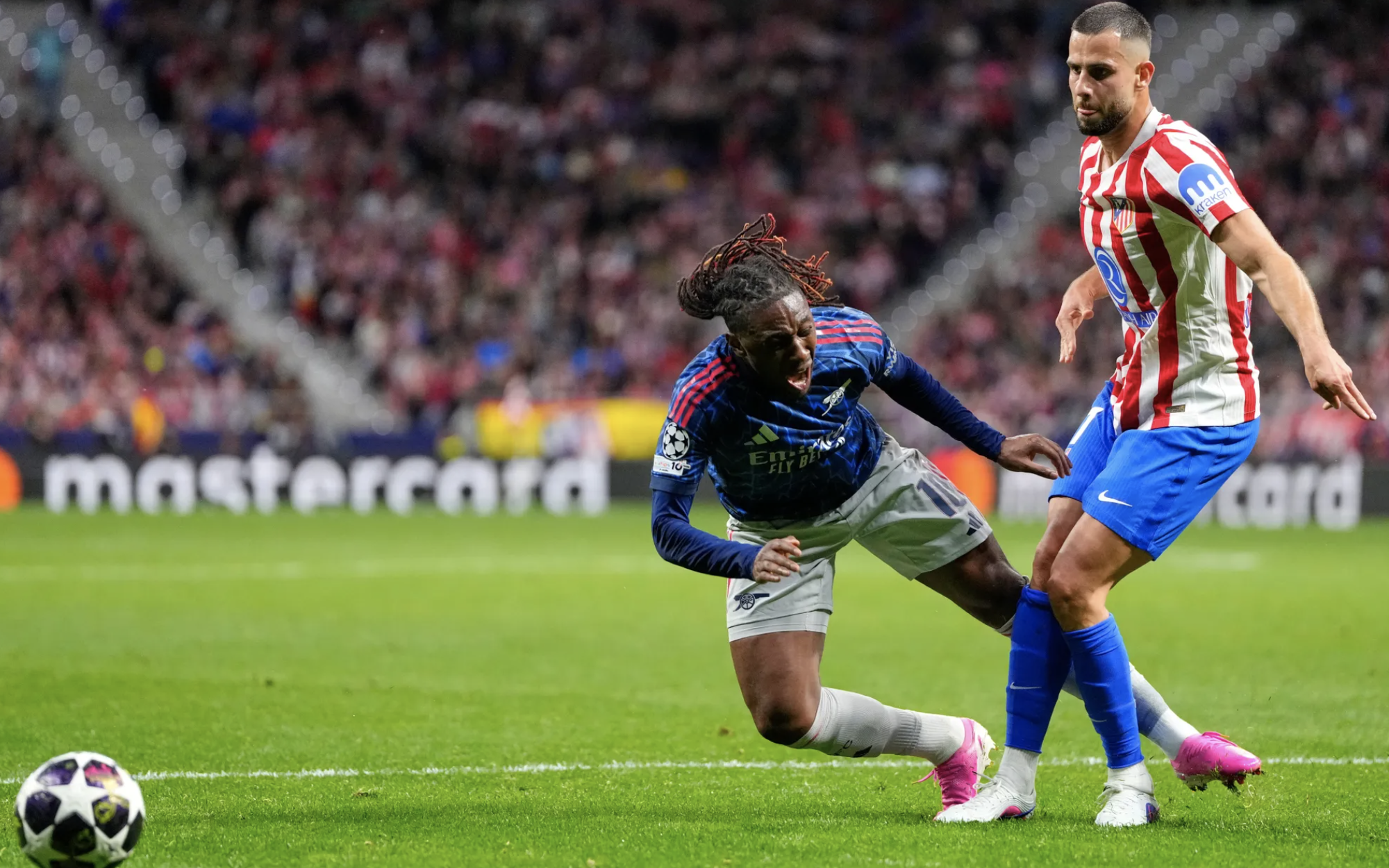 Champions League: Kh&ocirc;ng thua để v&ocirc; địch - Ảnh 6.
