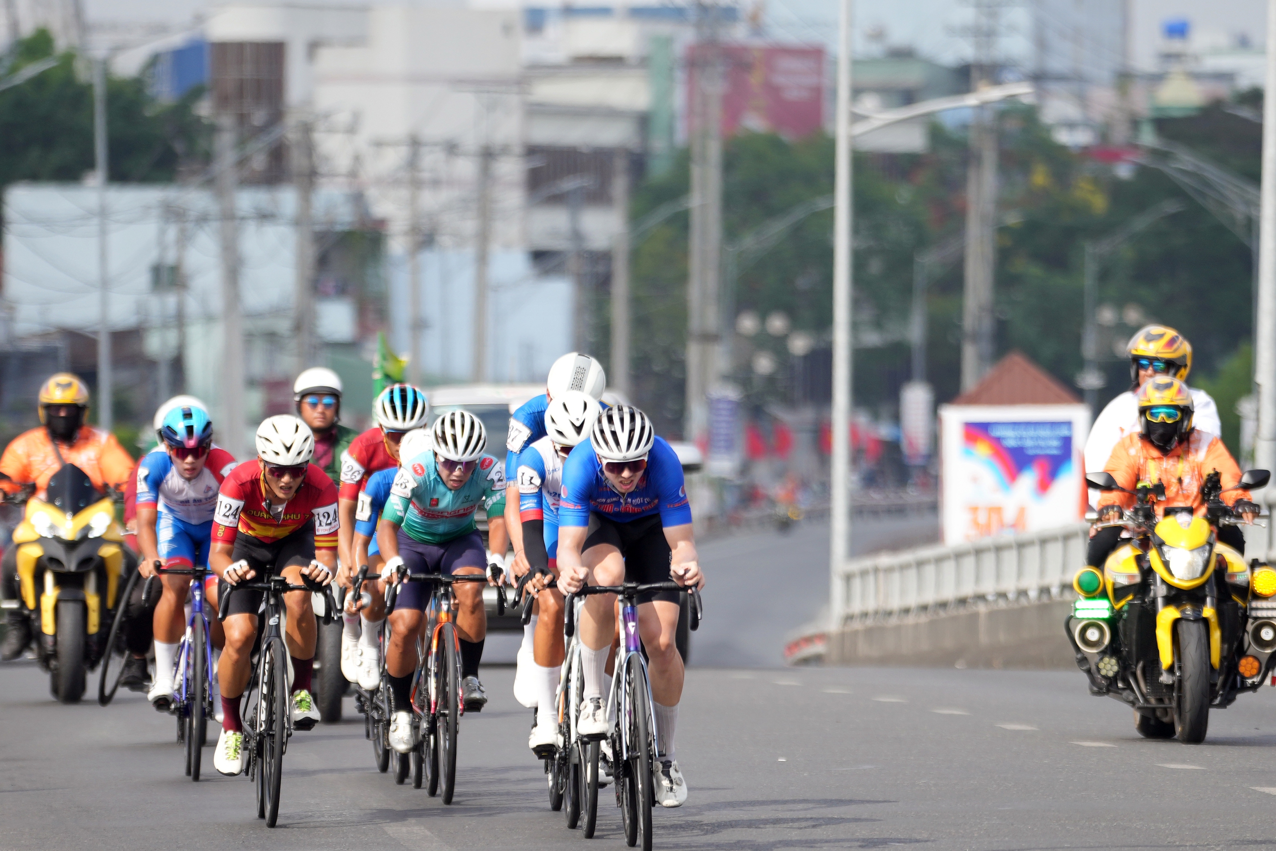 C&uacute;p truyền h&igrave;nh TP HCM 2026: Chờ đợi ai sẽ c&aacute;n đ&iacute;ch đầu ti&ecirc;n tại Hội trường Thống Nhất? - Ảnh 1.