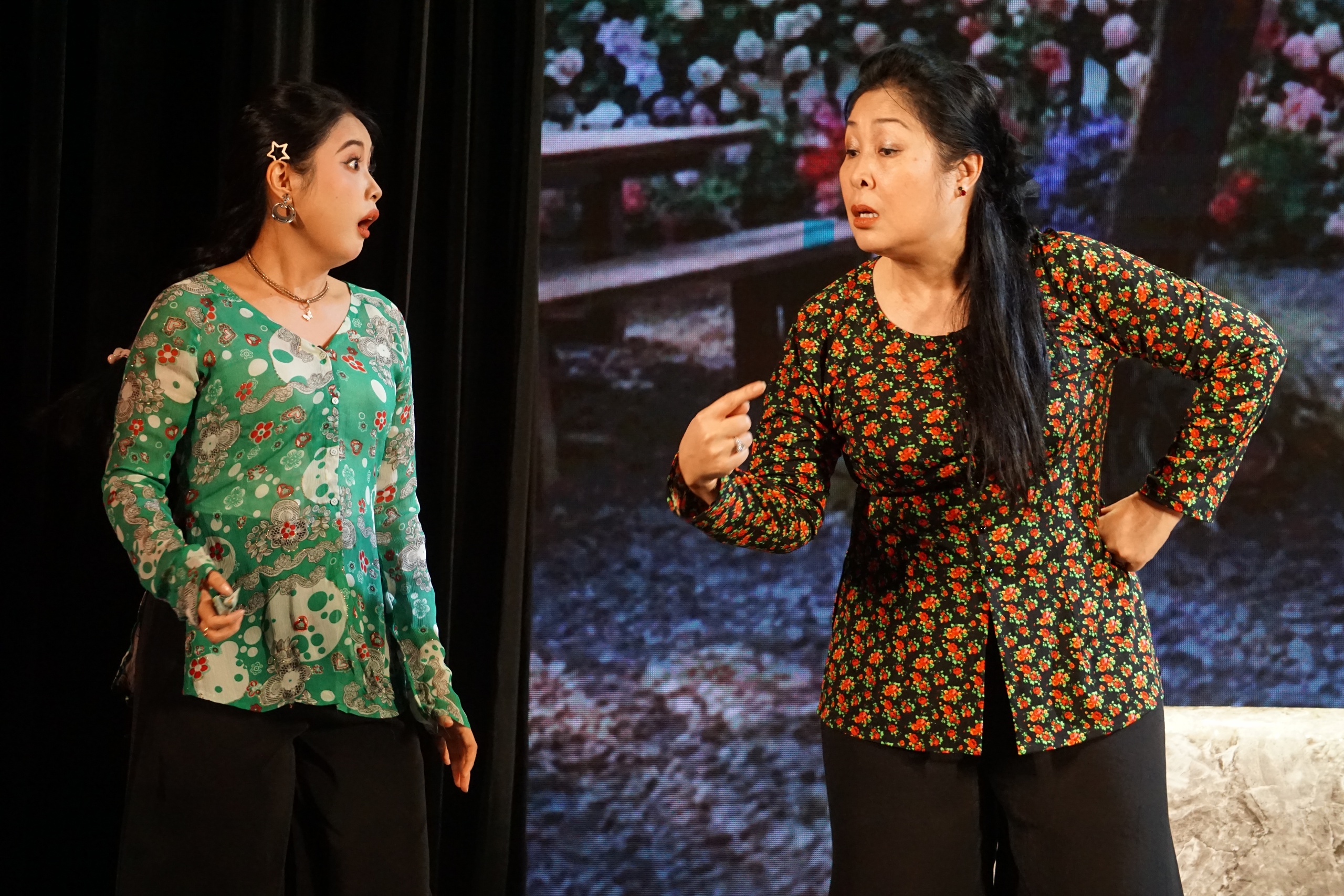 Bùng nổ hoạt động giải trí dịp lễ - Ảnh 3.