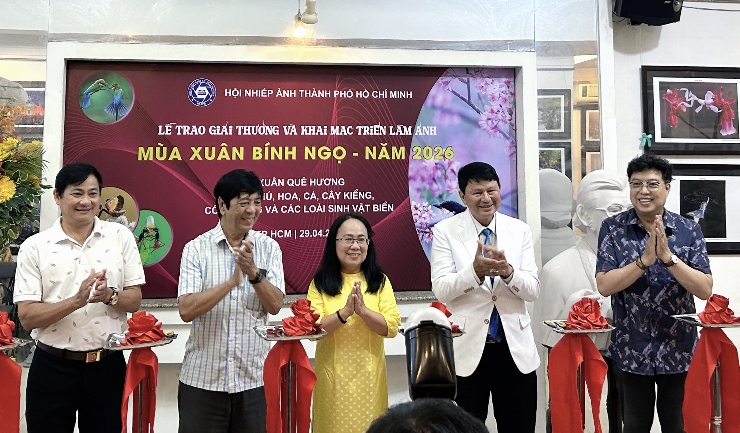 Sắc xuân rực rỡ qua ống kính nghệ sĩ nhiếp ảnh cả nước - Ảnh 2.