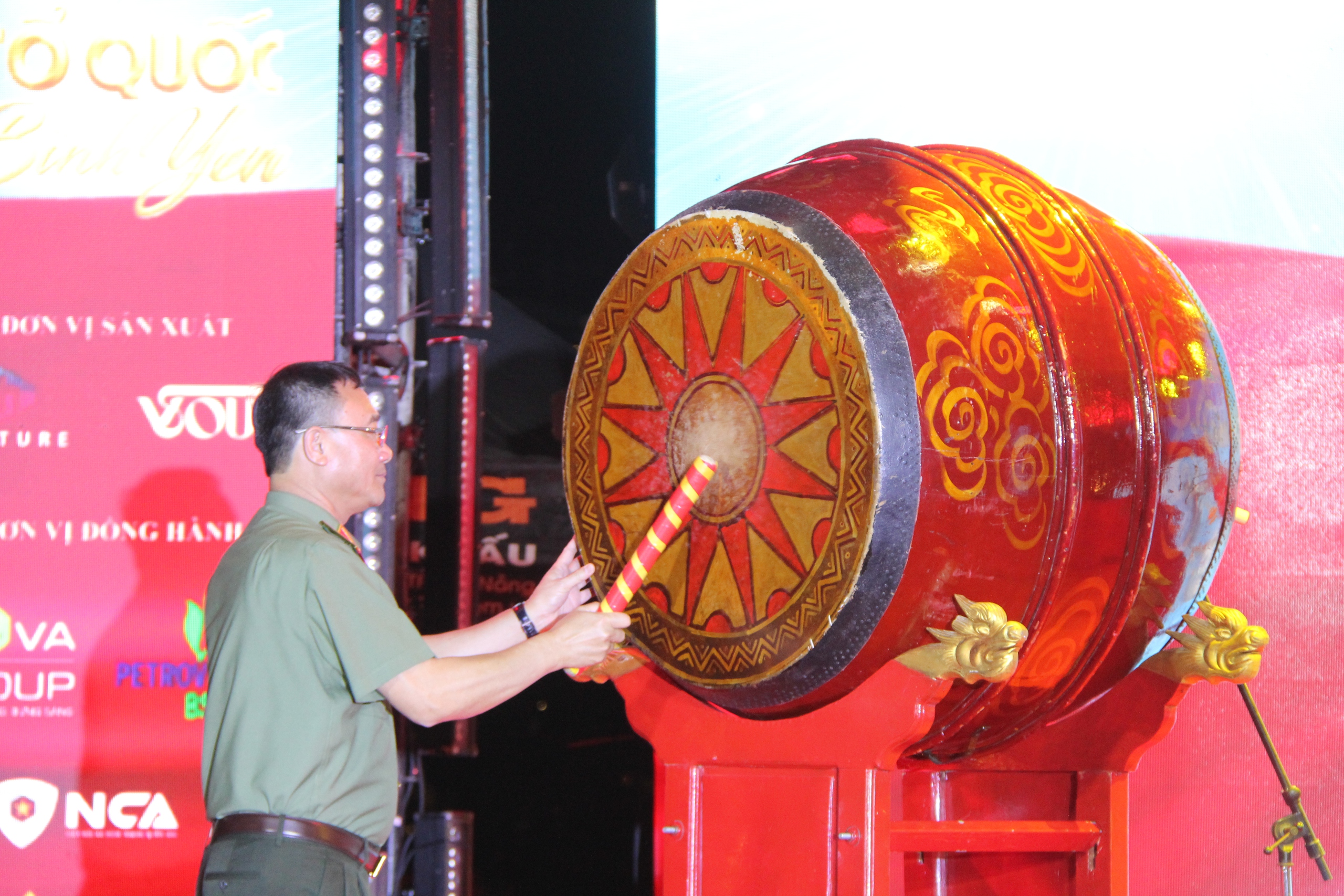 Khai mạc chuỗi sự kiện “Tổ quốc bình yên”, tôn vinh 80 năm An ninh nhân dân - Ảnh 2.