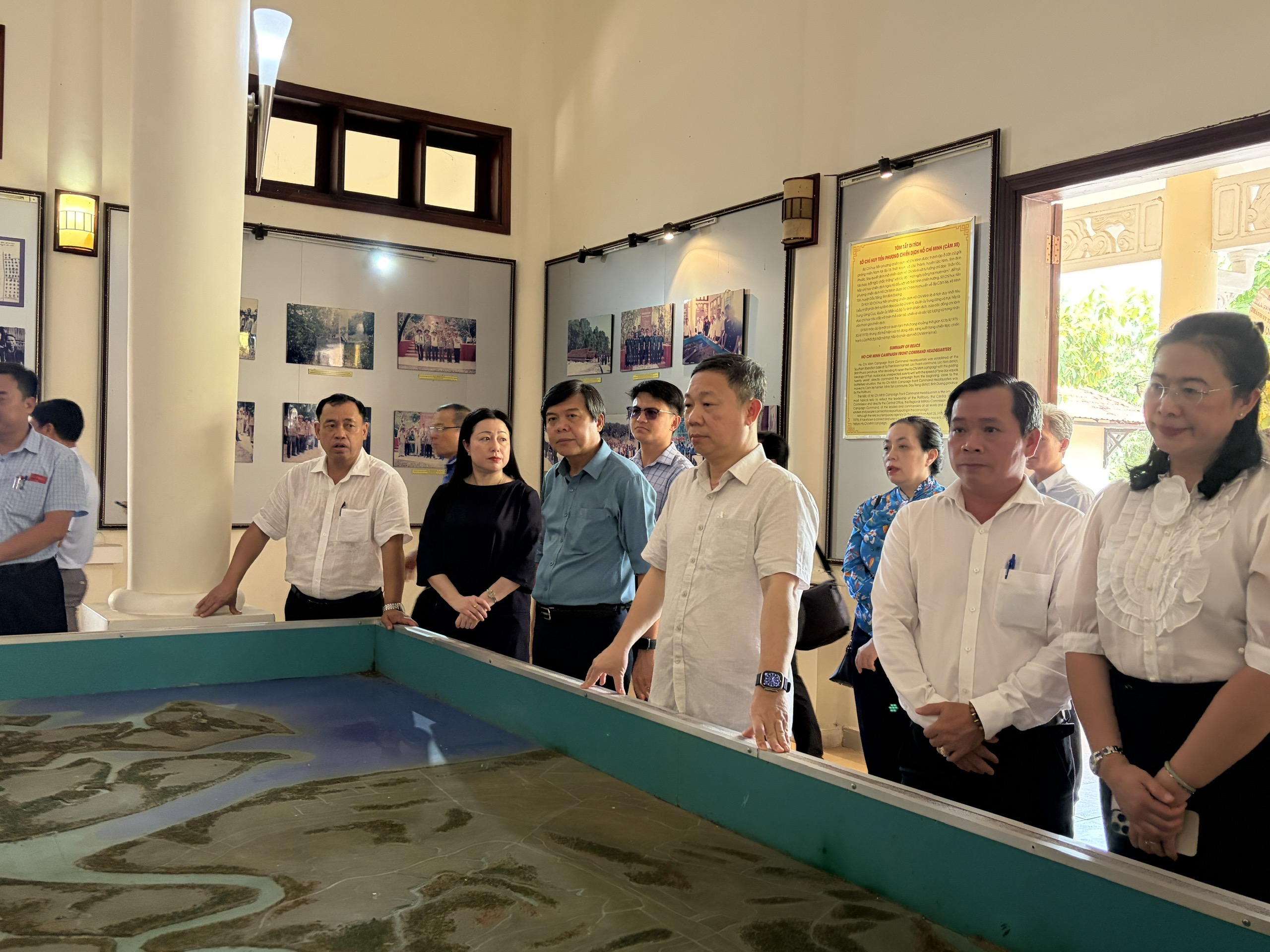 Hoạt động &yacute; nghĩa của Ban Tuy&ecirc;n gi&aacute;o v&agrave; D&acirc;n vận Th&agrave;nh ủy TPHCM - Ảnh 8.