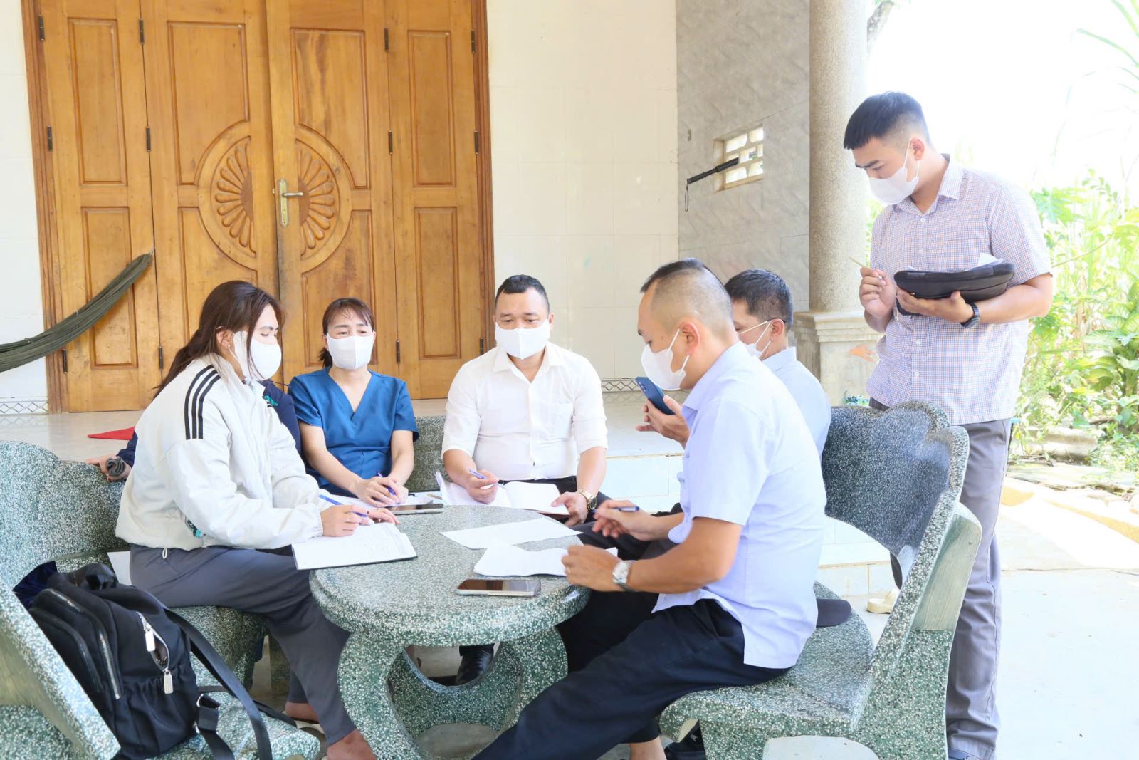 Phát hiện ổ dịch thủy đậu, một điểm trường cho học sinh nghỉ học - Ảnh 1.