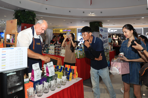 Kh&ocirc;ng thể m&atilde;i xuất khẩu c&agrave; ph&ecirc; th&ocirc; (*): Cần chiến lược b&agrave;i bản - Ảnh 1.