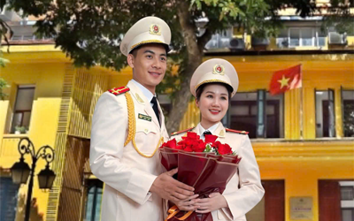 Những trang sách đi ra từ chiến tranh, trở về với nhân dân - Ảnh 2.