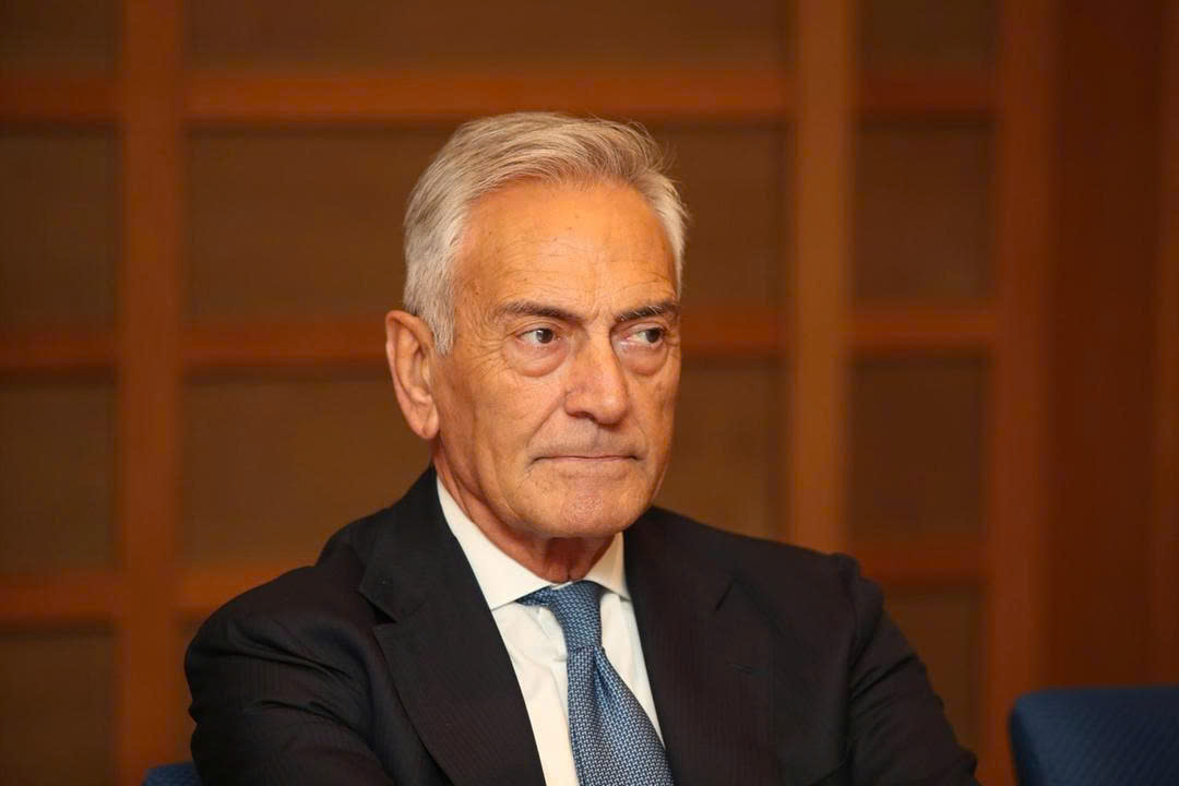 Chủ tịch FIGC từ chức, Ý có thể mất quyền đăng cai Euro 2032 - Ảnh 2.