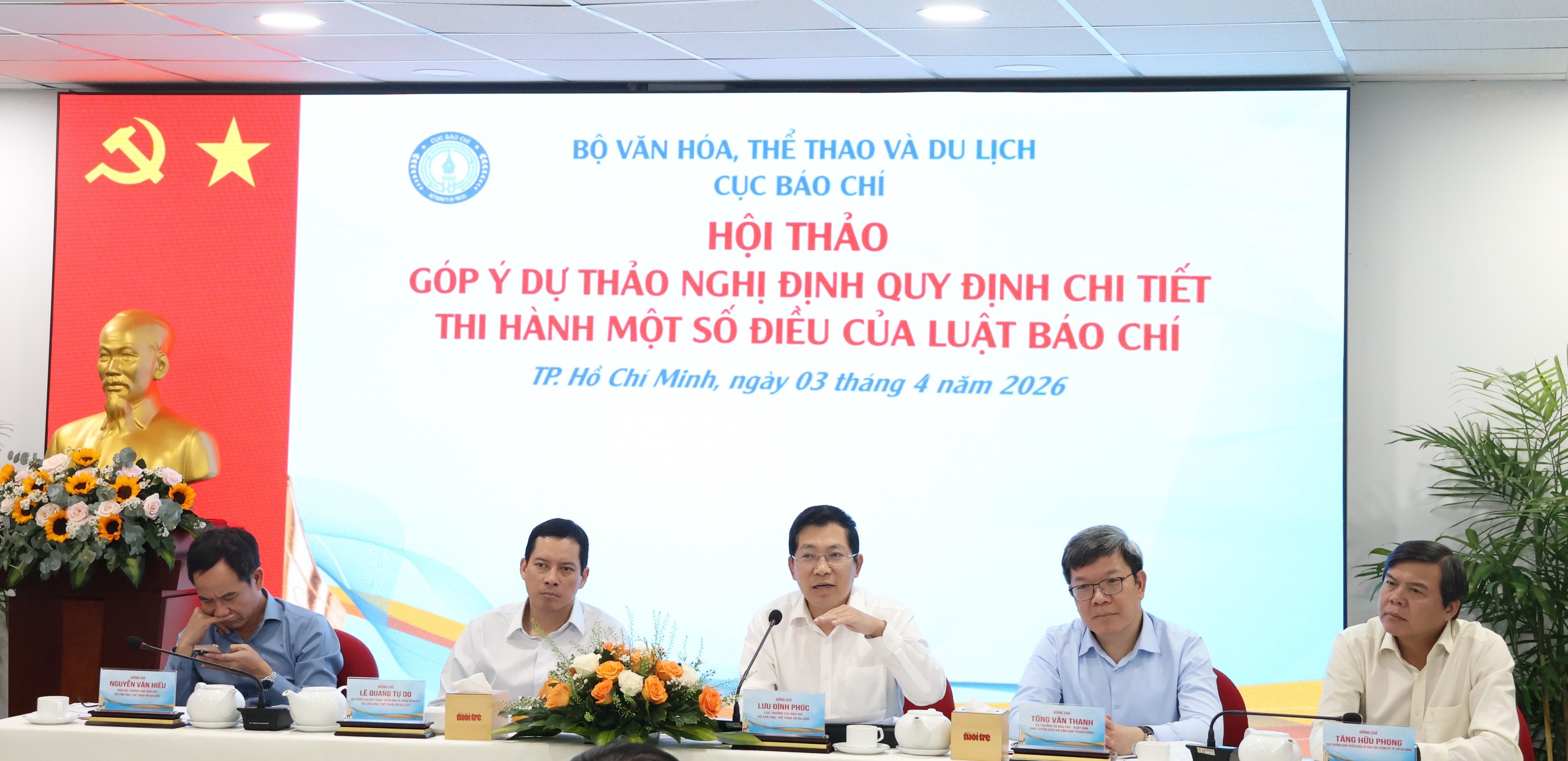 Quy định thu hồi giấy ph&eacute;p b&aacute;o ch&iacute;: Cần hợp l&yacute;, tr&aacute;nh g&acirc;y &aacute;p lực lớn - Ảnh 1.