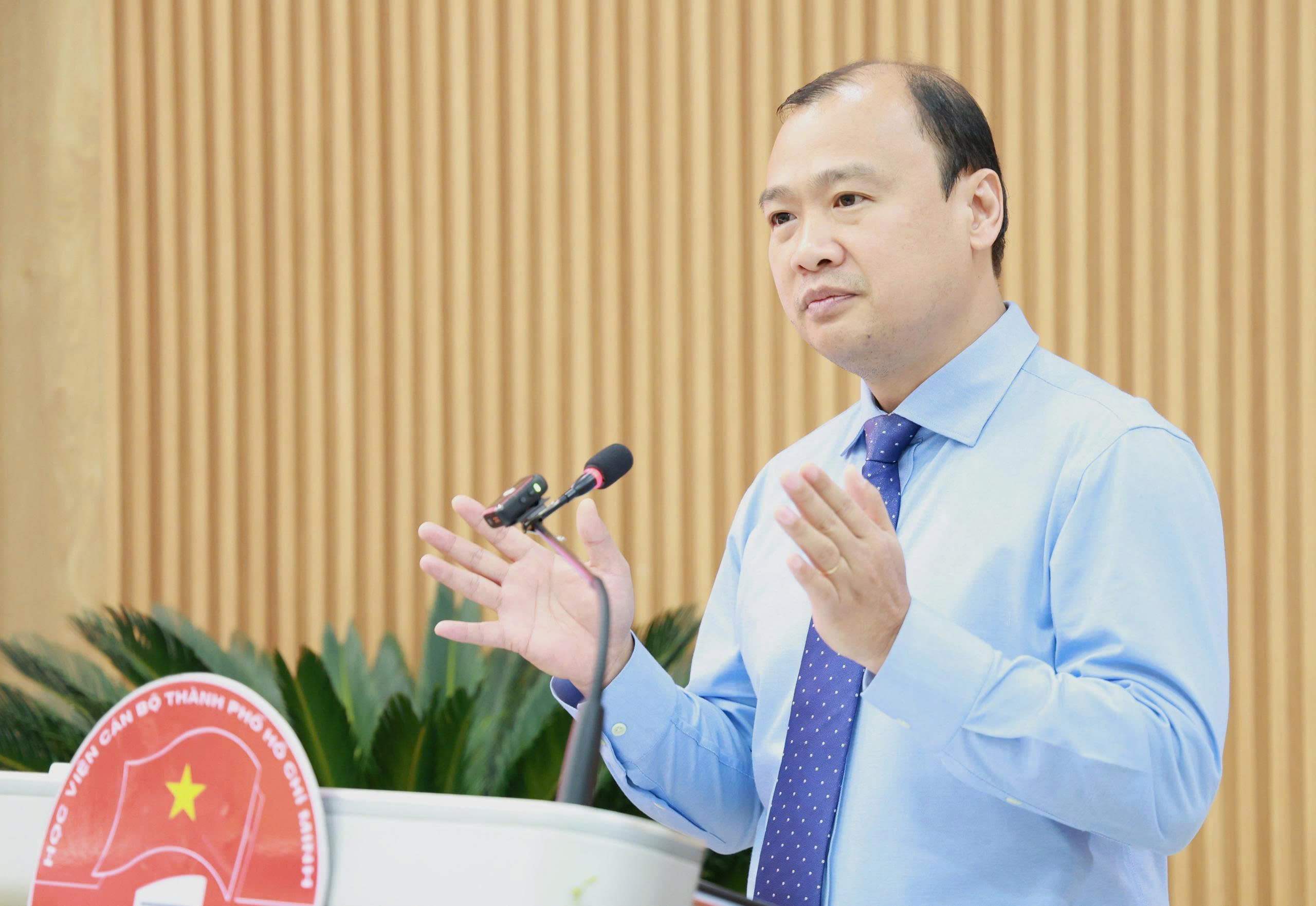 Th&ocirc;ng tin tr&aacute;i chiều tại TPHCM cần phản b&aacute;c kịp thời để bảo vệ nền tảng tư tưởng - Ảnh 6.