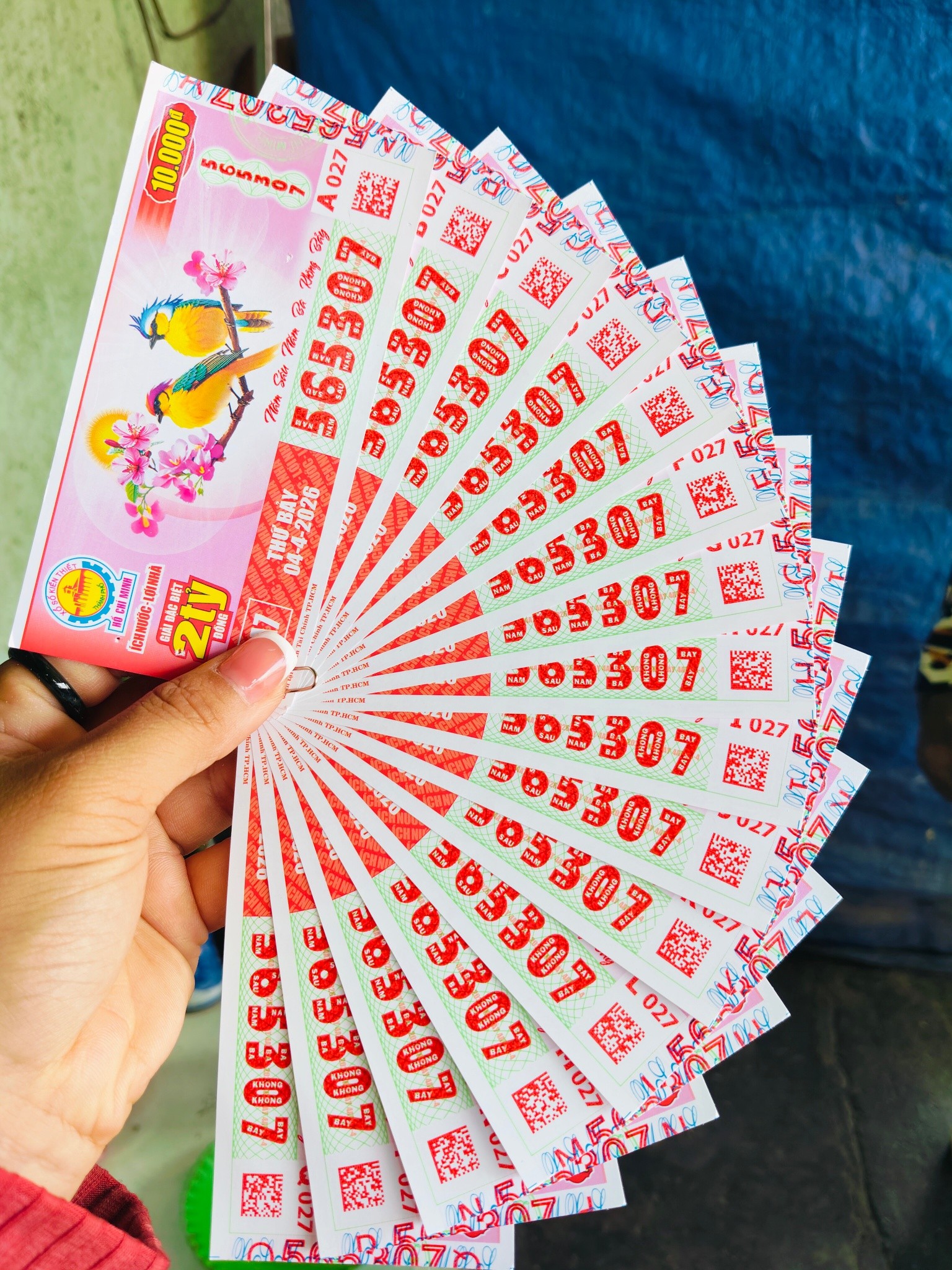 Trùng hợp giải độc đắc xổ số miền Nam ngày 4 - 4: Khách hàng may mắn tại TPHCM - Ảnh 6.