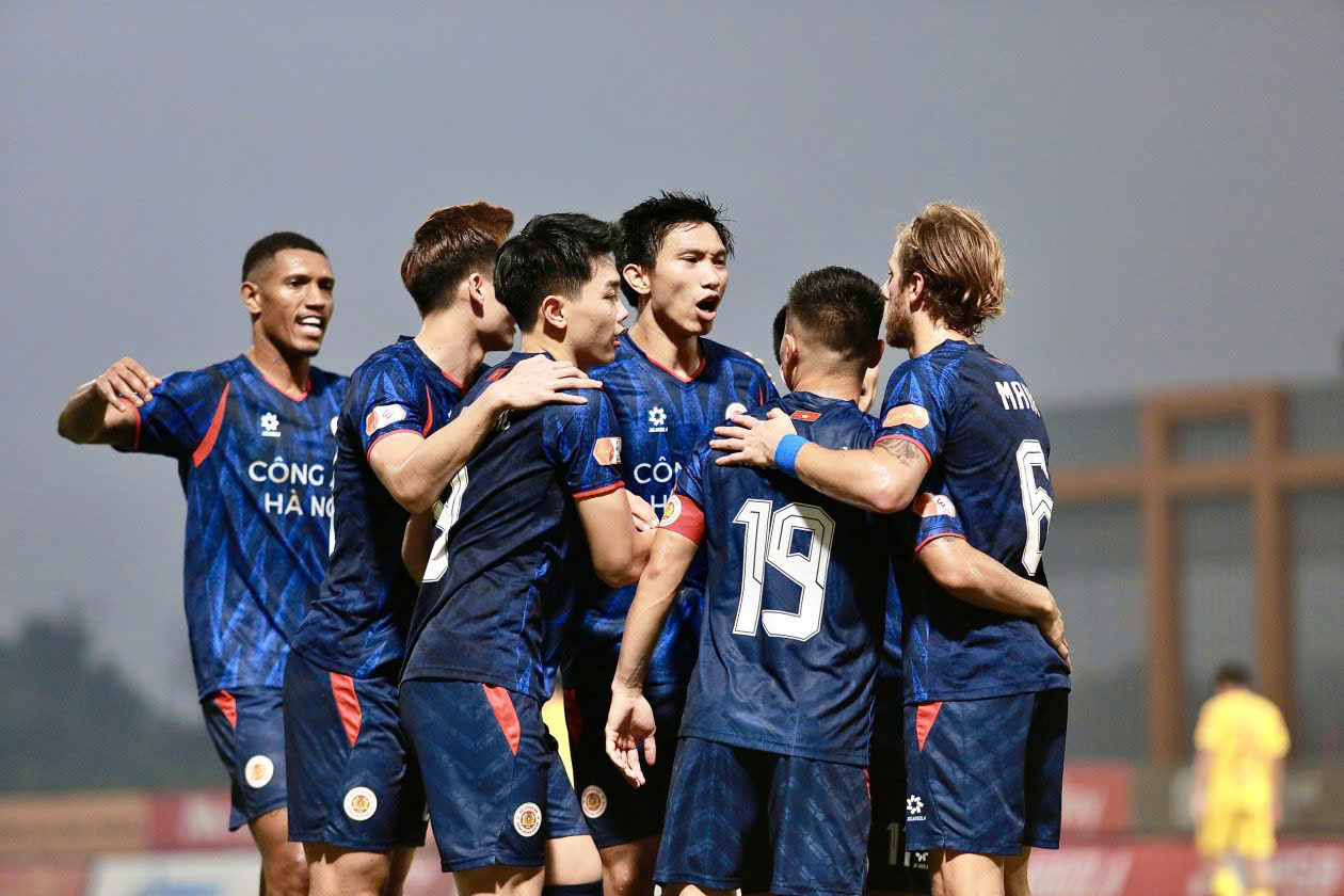 V-League: Từ nửa suất C1 châu Á đến vị trí thứ 8 khu vực - Ảnh 2.