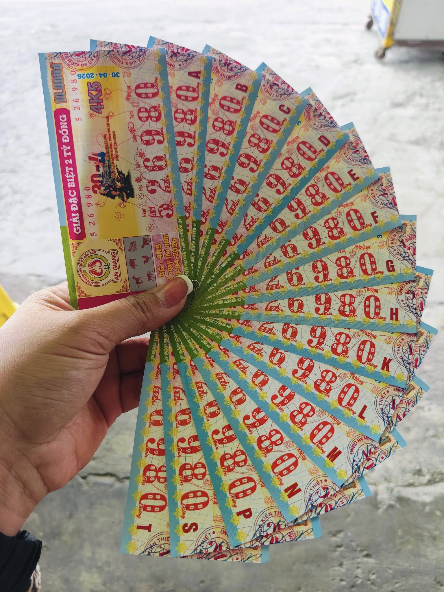 Ba giải độc đắc xổ số miền Nam cùng lộ diện vào chiều 30-4 - Ảnh 5.