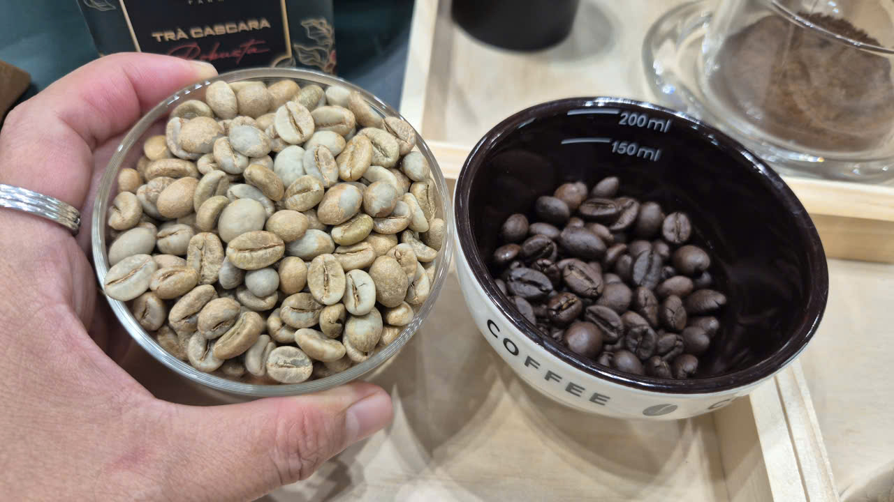 Giá cà phê hôm nay giảm nhẹ , Starbucks mở rộng tại Trung Quốc với gần 8 . 000 Cửa hàng - Ảnh 1.