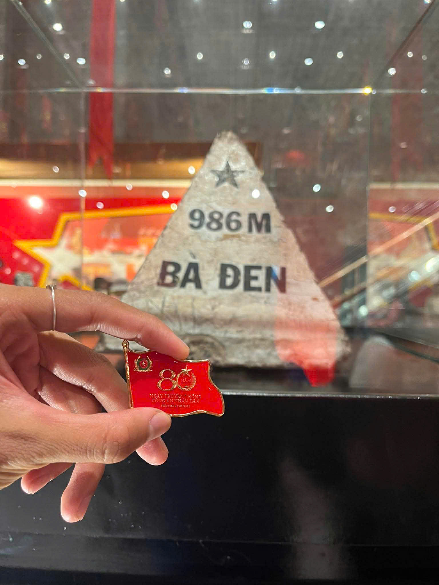 H&agrave;ng trăm người chinh phục n&uacute;i B&agrave; Đen trong ng&agrave;y 30 - 4 tại T&acirc;y Ninh - Ảnh 9.