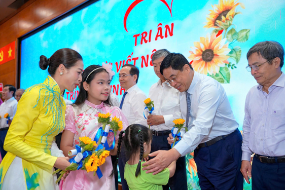 Thực hiện th&agrave;nh c&ocirc;ng 113 ca gh&eacute;p gan phức tạp - Ảnh 1.