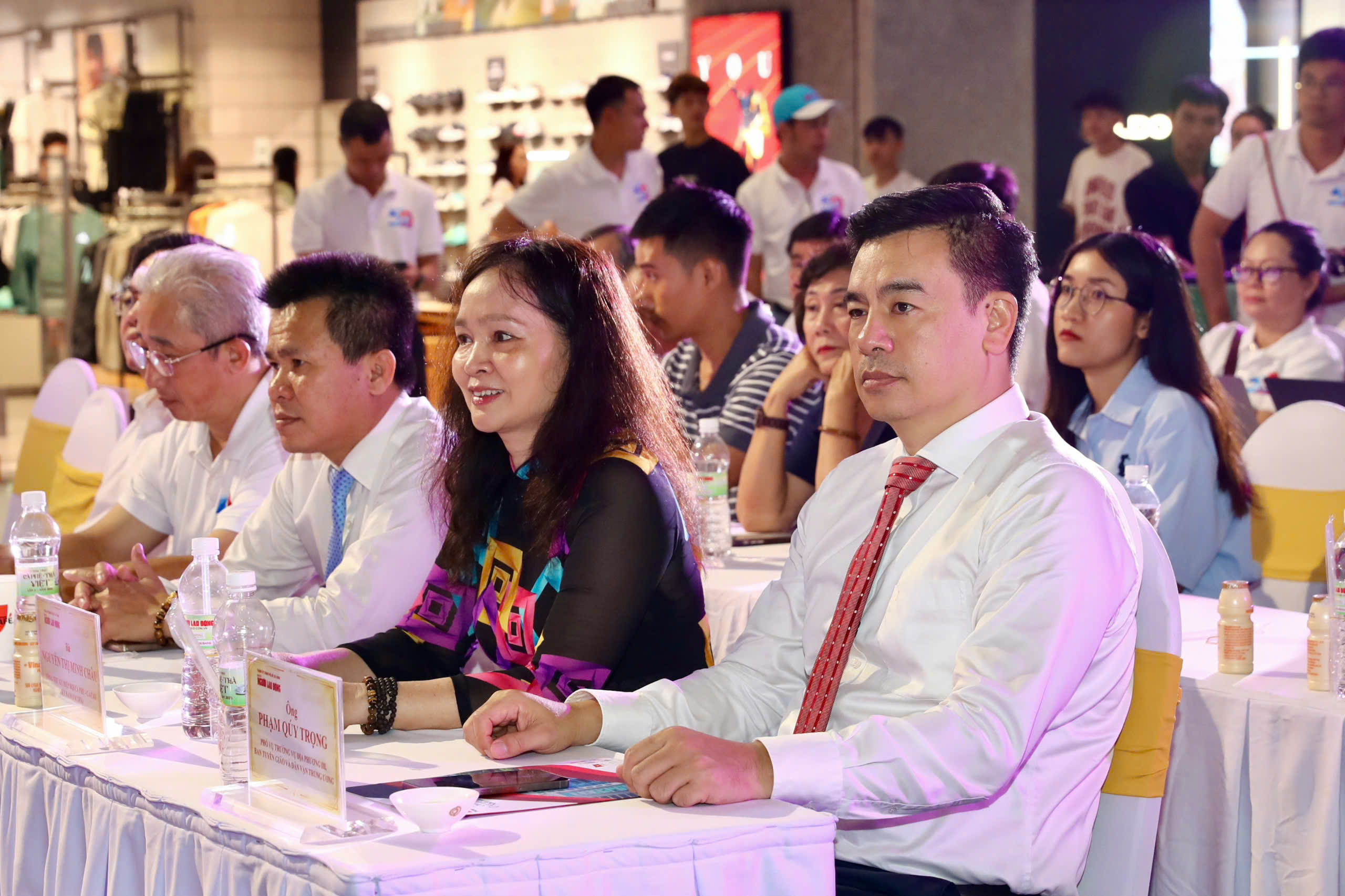 Báo Người Lao Động trao giải cuộc thi viết về cà phê - trà Việt 2026 - Ảnh 1. Báo Người Lao Động trao giải cuộc thi viết về cà phê - trà Việt 2026 - Ảnh 1.