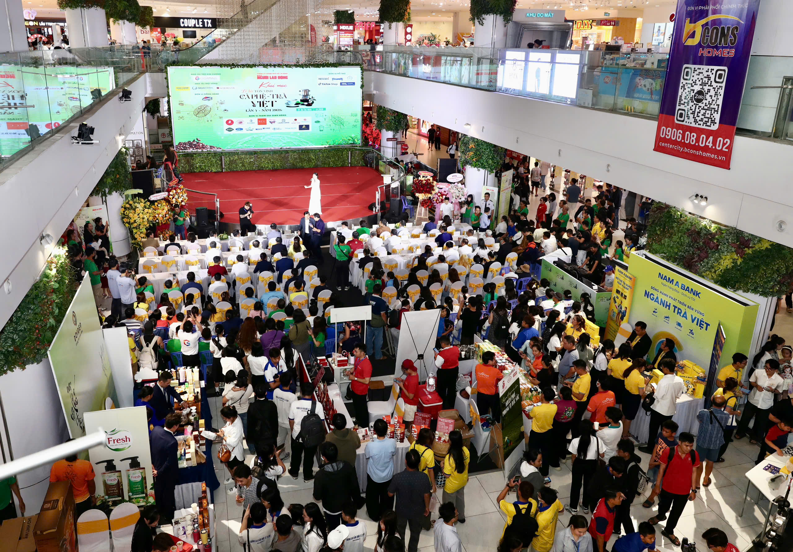 Những hoạt động ch&iacute;nh trong ng&agrave;y thứ 2 Lễ hội "T&ocirc;n vinh c&agrave; ph&ecirc; - tr&agrave; Việt" lần 4 - Ảnh 1.