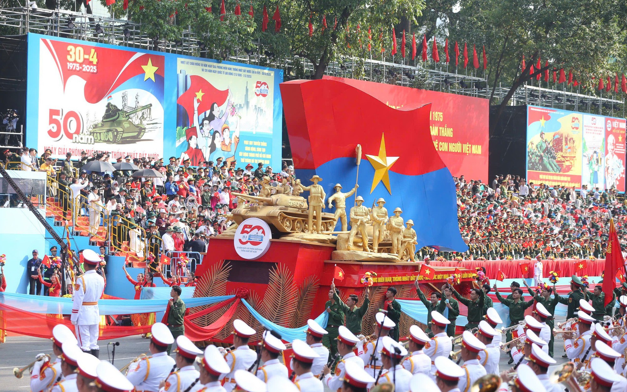 Kh&ocirc;ng ho&aacute;n đổi ng&agrave;y nghỉ, doanh nghiệp tổ chức nghỉ lễ Giỗ Tổ H&ugrave;ng Vương, 30-4, 1-5 thế n&agrave;o? - Ảnh 2.