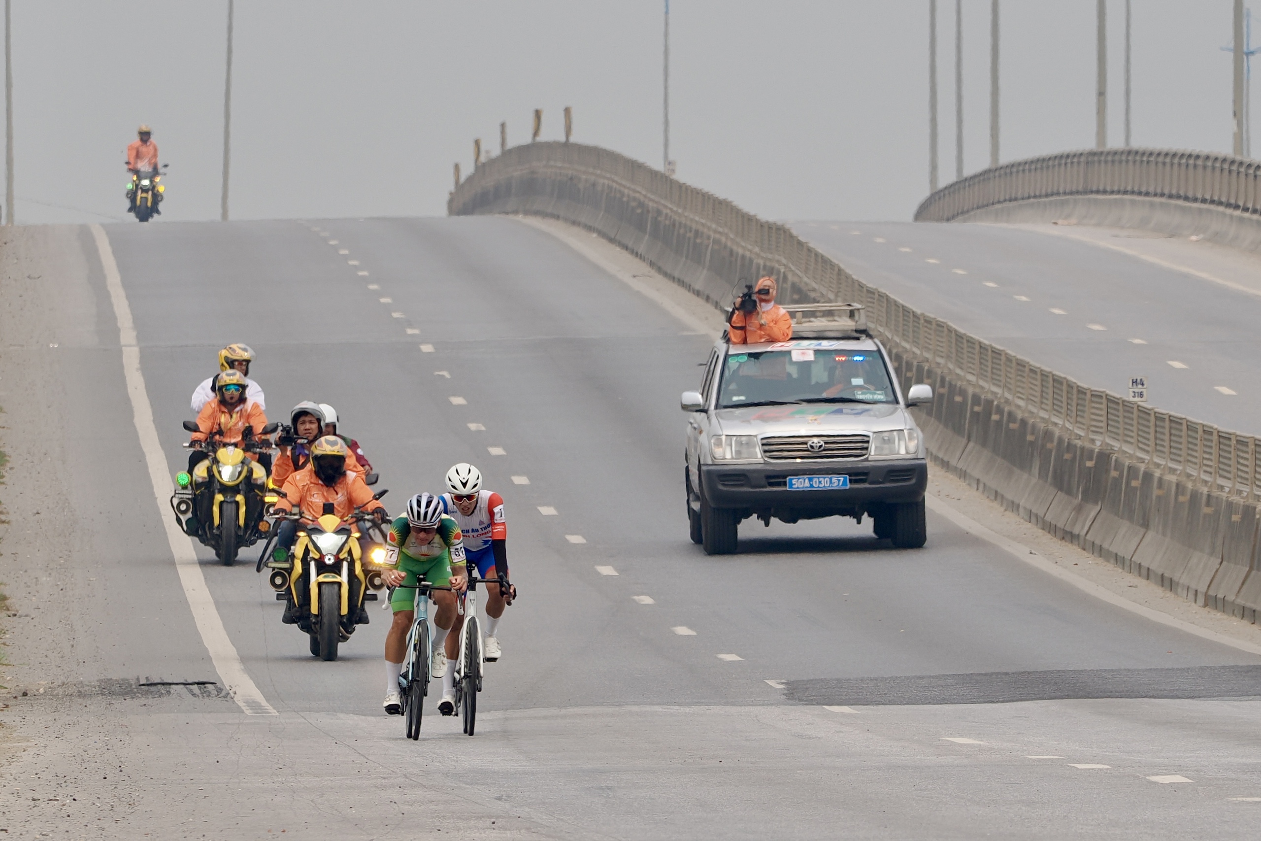 Cúp Truyền hình TP HCM 2026: Marchuk Dzianis "xé" Áo vàng sau màn rượt đuổi nghẹt thở - Ảnh 4.