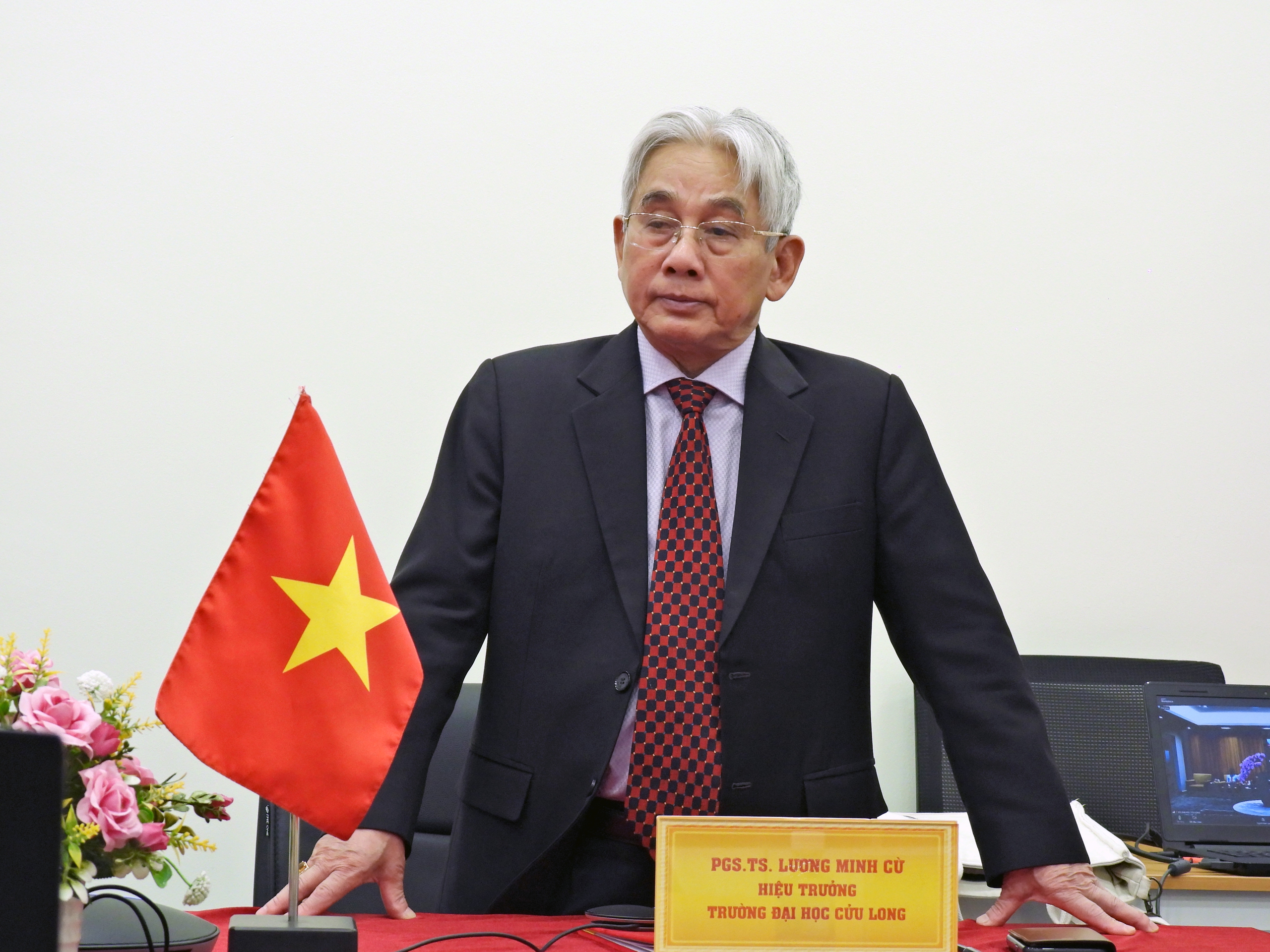 Trường ĐH Cửu Long hợp tác đào tạo điều dưỡng cho sinh viên Ấn Độ - Ảnh 2.