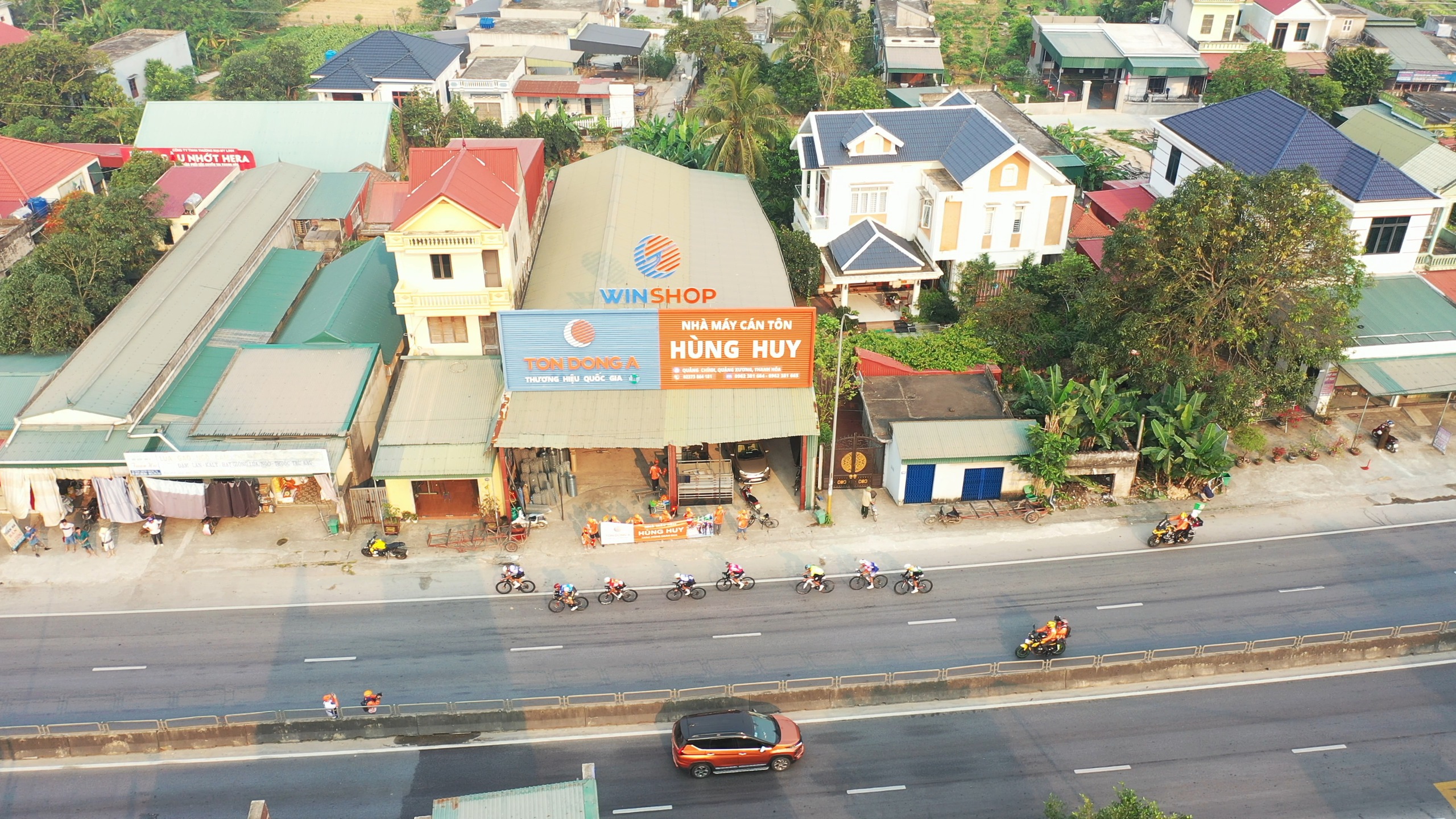 Áo Cam Nguyễn Văn Bình gặp nạn đáng tiếc tại đích đến chặng 5 Cúp truyền hình TP HCM 2026 - Ảnh 6.