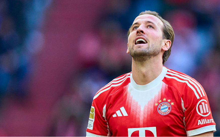 Đ&ecirc;m &ldquo;hỗn loạn&rdquo; từ đường phố đến s&acirc;n Bernabeu của Real Madrid - Ảnh 4.