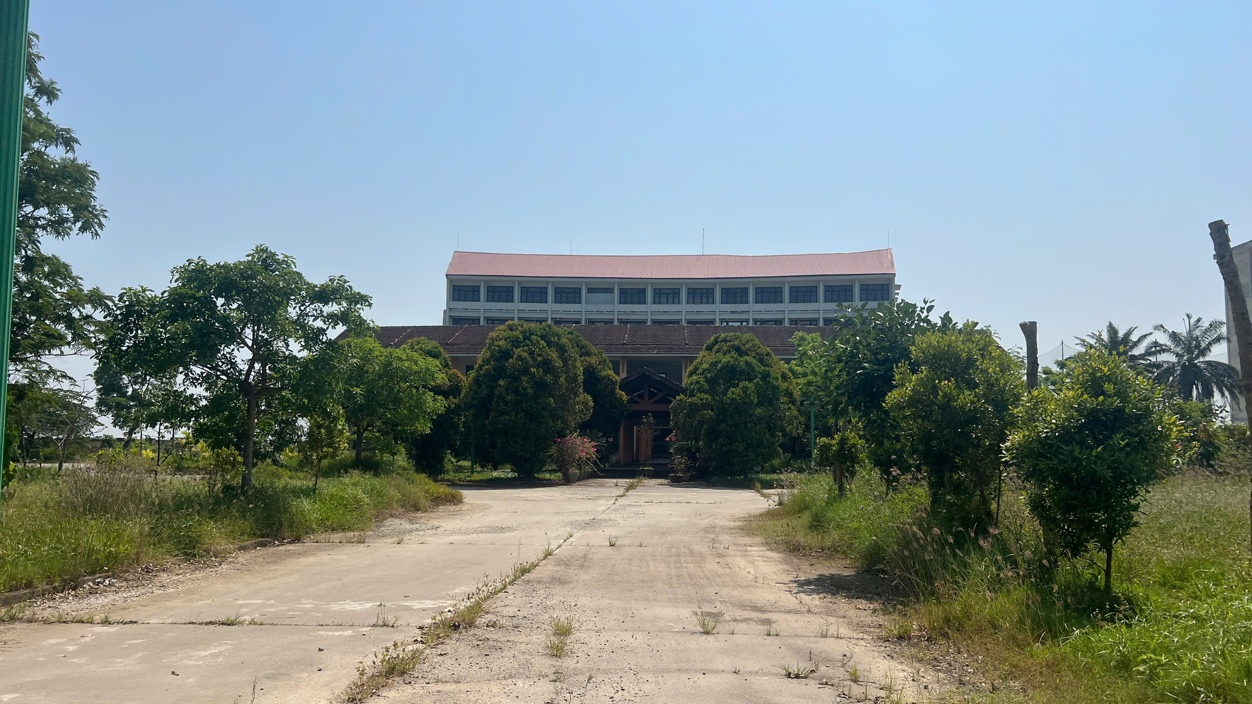 H&igrave;nh ảnh "hắt hiu" của một trụ sở hội n&ocirc;ng d&acirc;n trước l&uacute;c ho&agrave;n th&agrave;nh "sứ mệnh" - Ảnh 3.