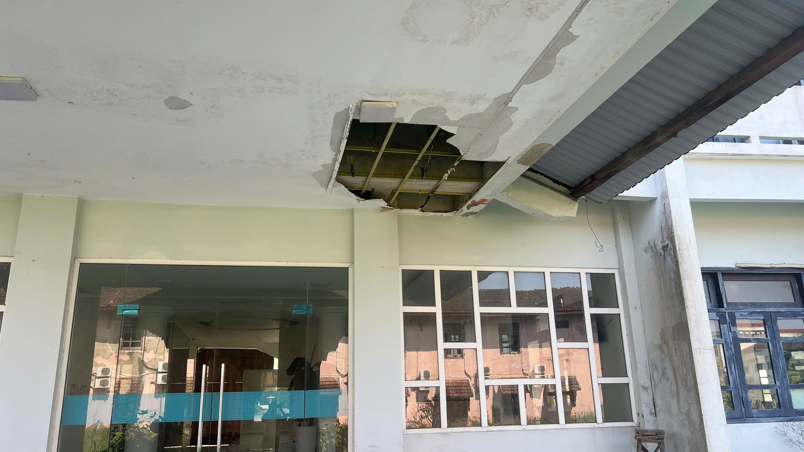 H&igrave;nh ảnh "hắt hiu" của một trụ sở hội n&ocirc;ng d&acirc;n trước l&uacute;c ho&agrave;n th&agrave;nh "sứ mệnh" - Ảnh 11.