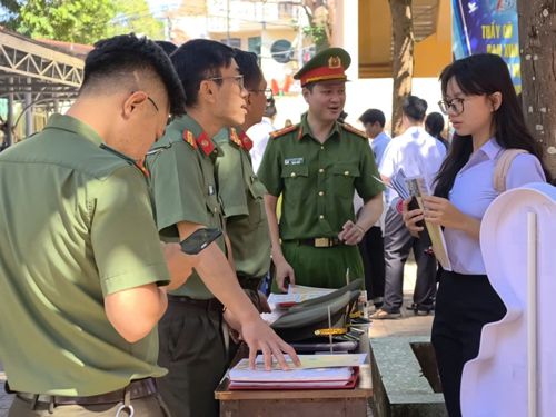 Nhiều trường ĐH điều chỉnh phương thức x&eacute;t tuyển - Ảnh 1.