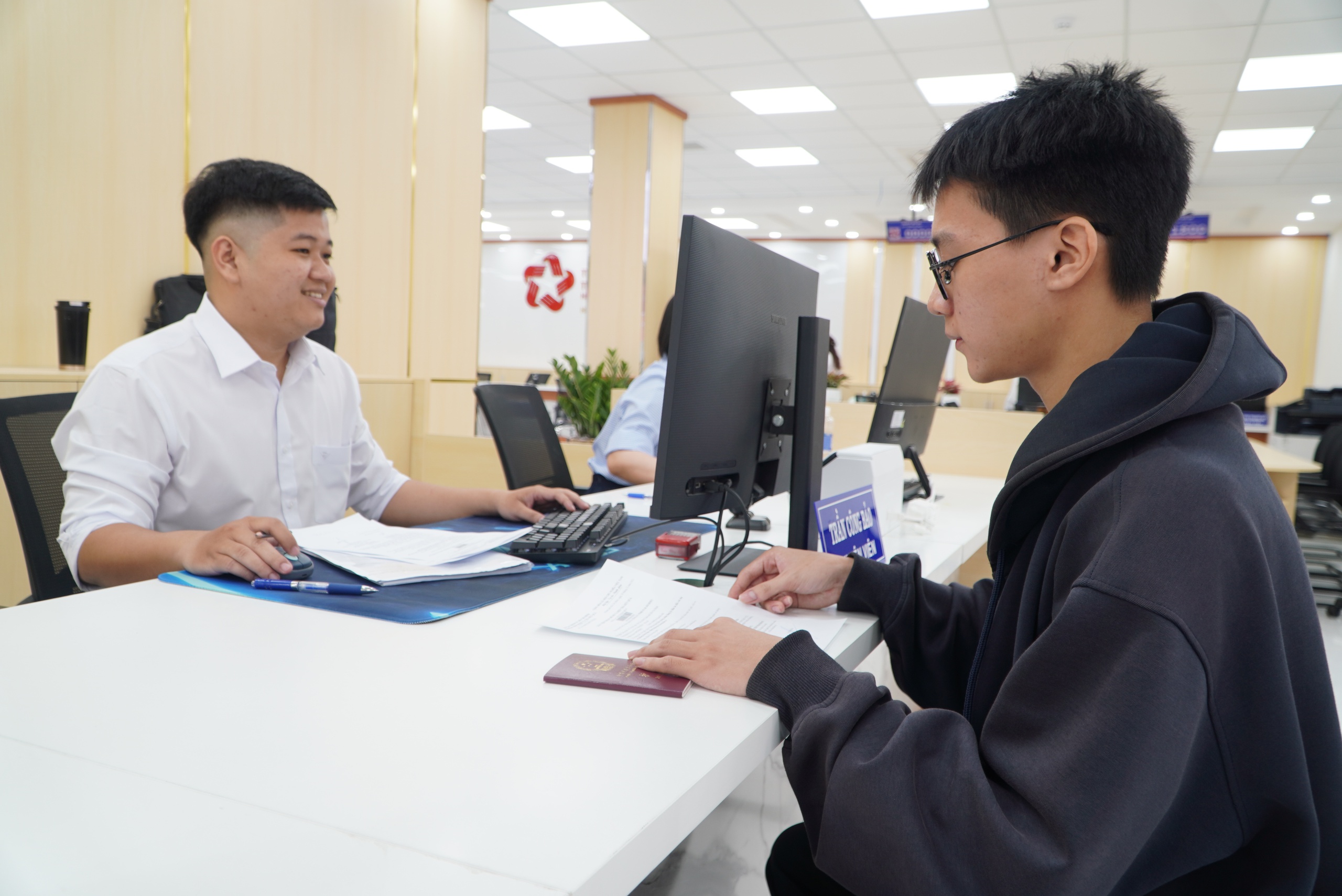 TPHCM công khai chất lượng phục vụ người dân, doanh nghiệp của từng cơ quan, địa phương - Ảnh 1.