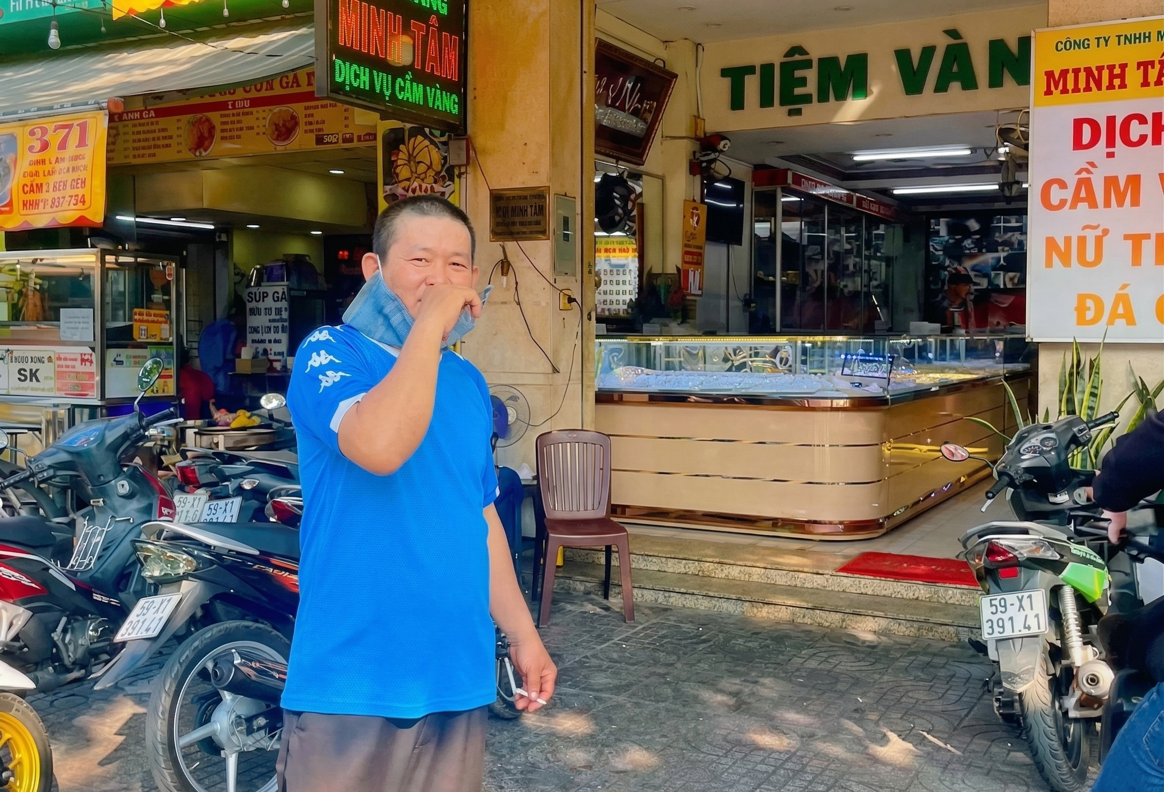 Kẻ cướp lắc tay vàng của cô gái trẻ ở TPHCM bị bắt giữ trong năm 2026 - Ảnh 3.