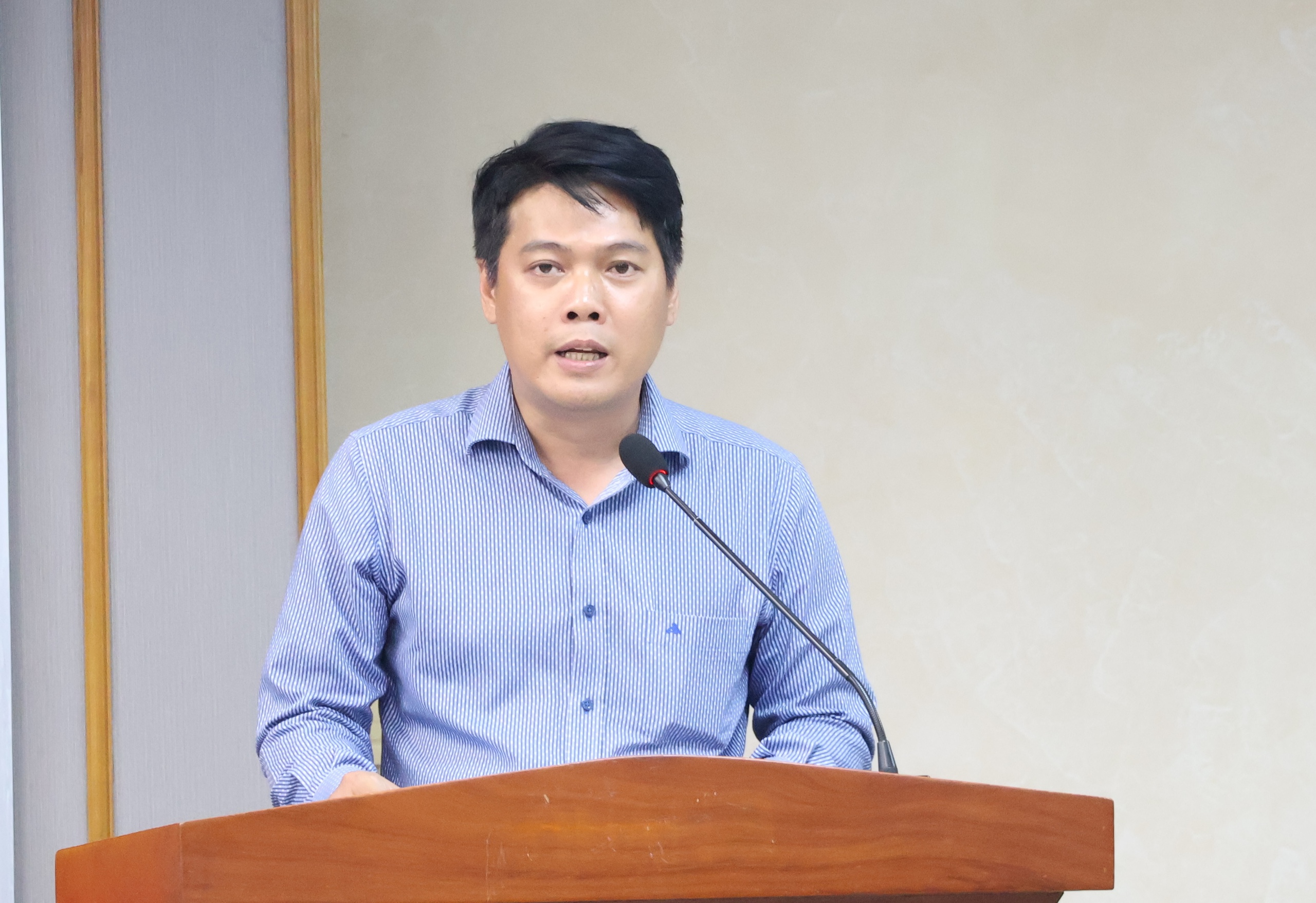 TPHCM: Người d&acirc;n phường Xu&acirc;n H&ograve;a được chăm s&oacute;c sức khỏe tận nh&agrave;, lập hồ sơ điện tử - Ảnh 2.