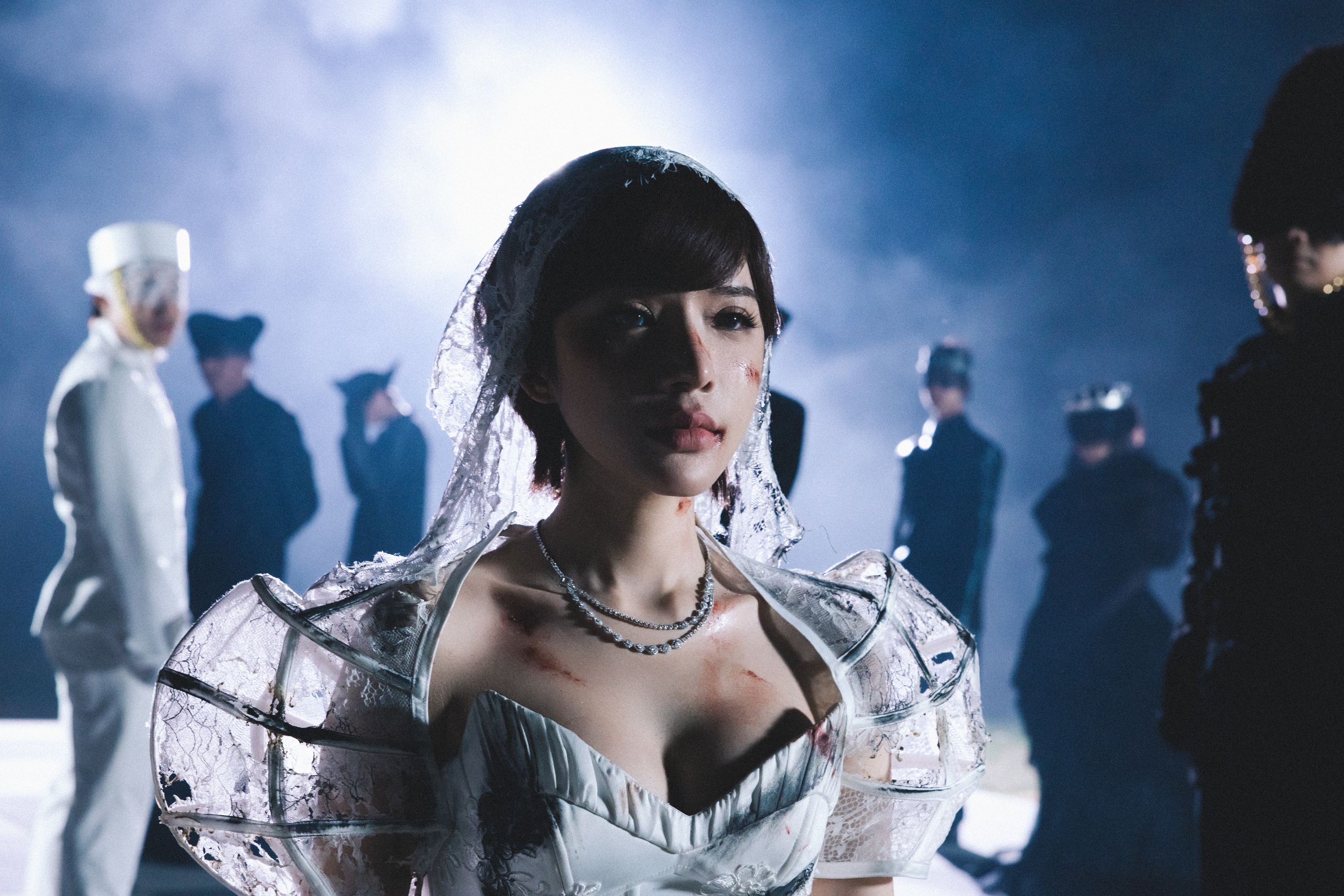 LyLy tái xuất âm nhạc sau vai diễn