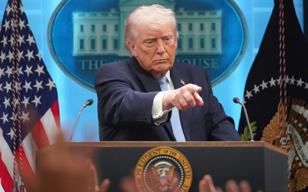 Tên lửa rền vang khắp Trung Đông dù Mỹ đã công bố ngừng bắn với Iran - Ảnh 2.